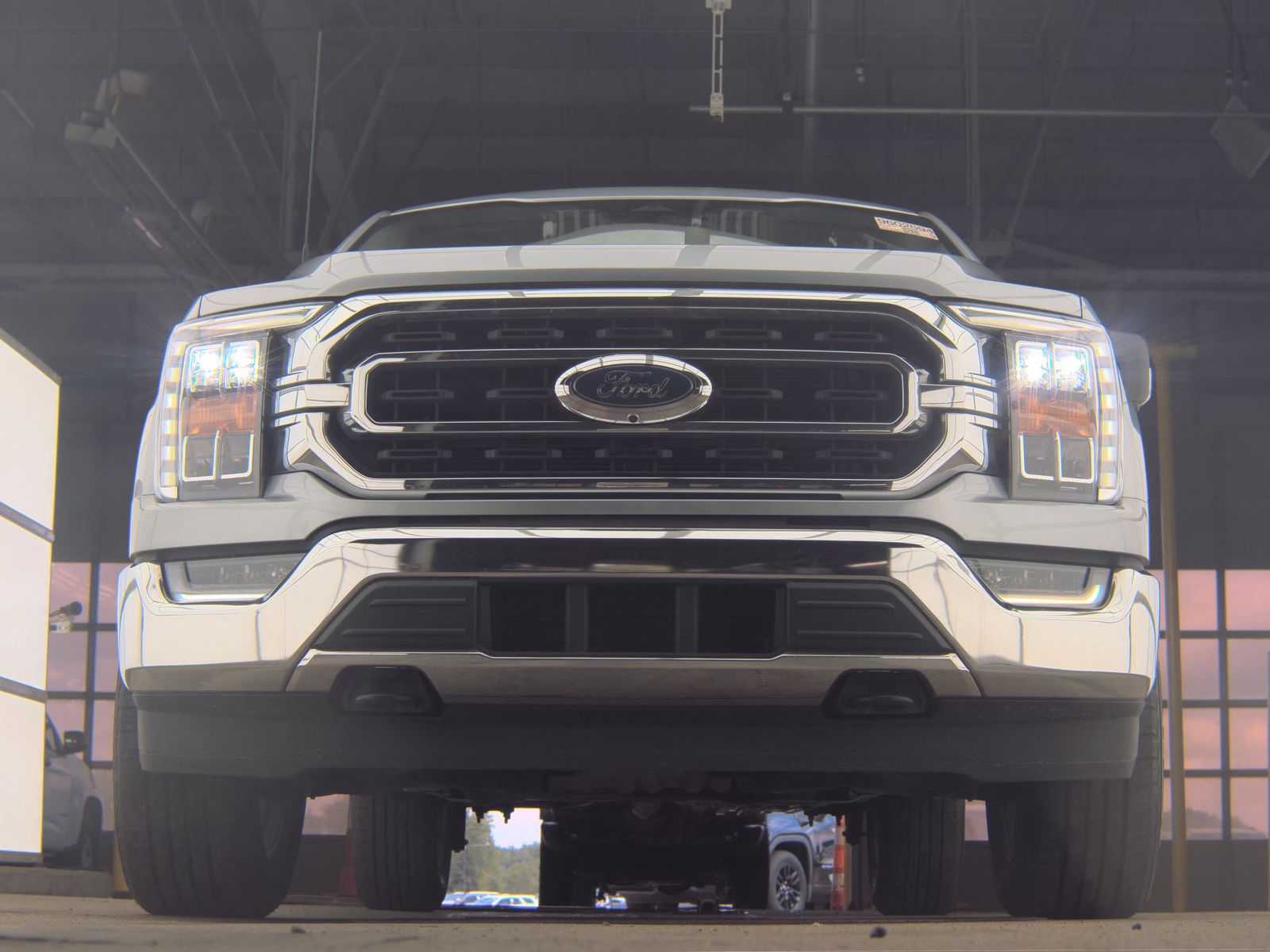 2023 Ford F-150 Hybrid XLT AWD