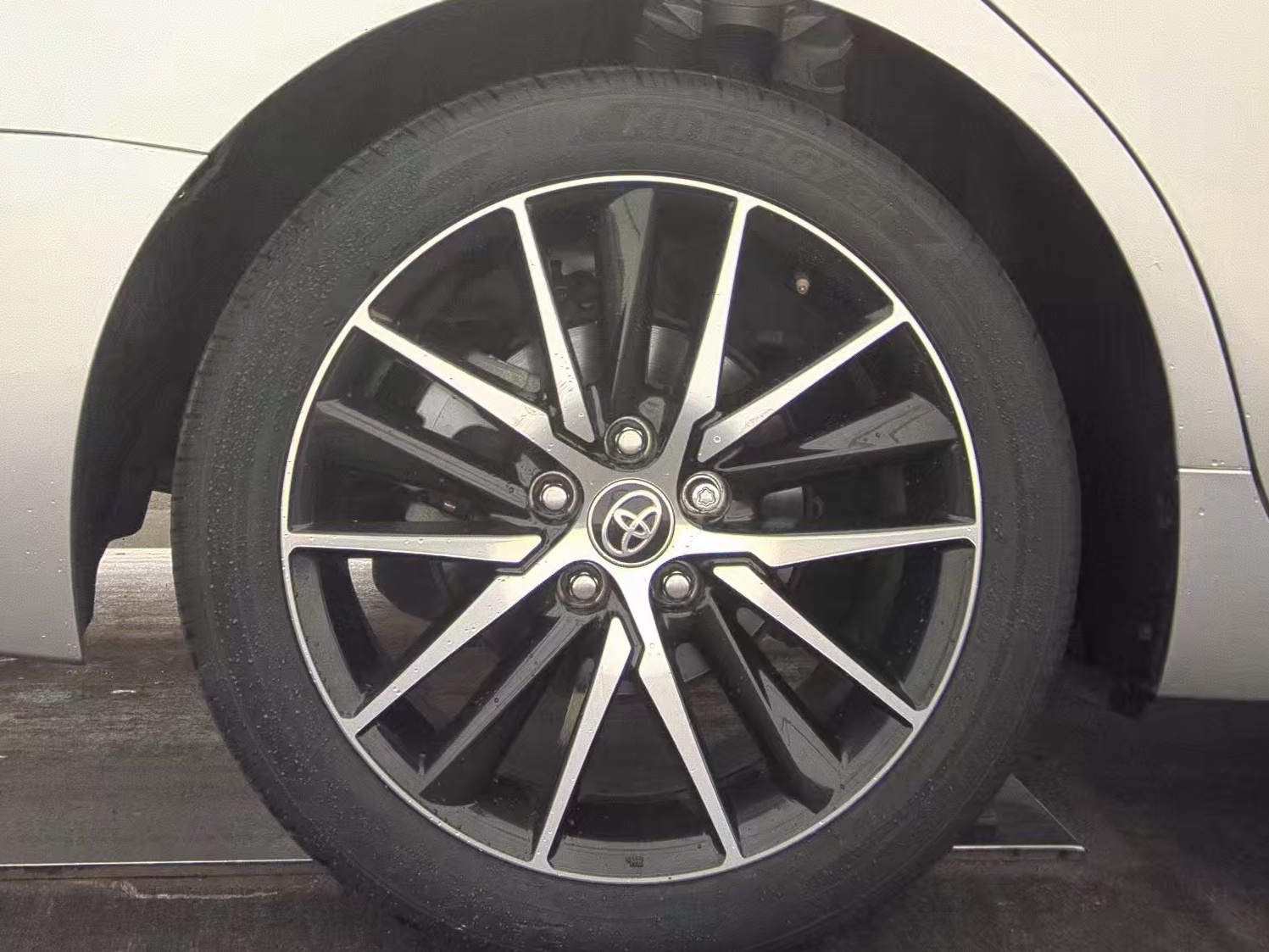 2023 Toyota Camry SE FWD