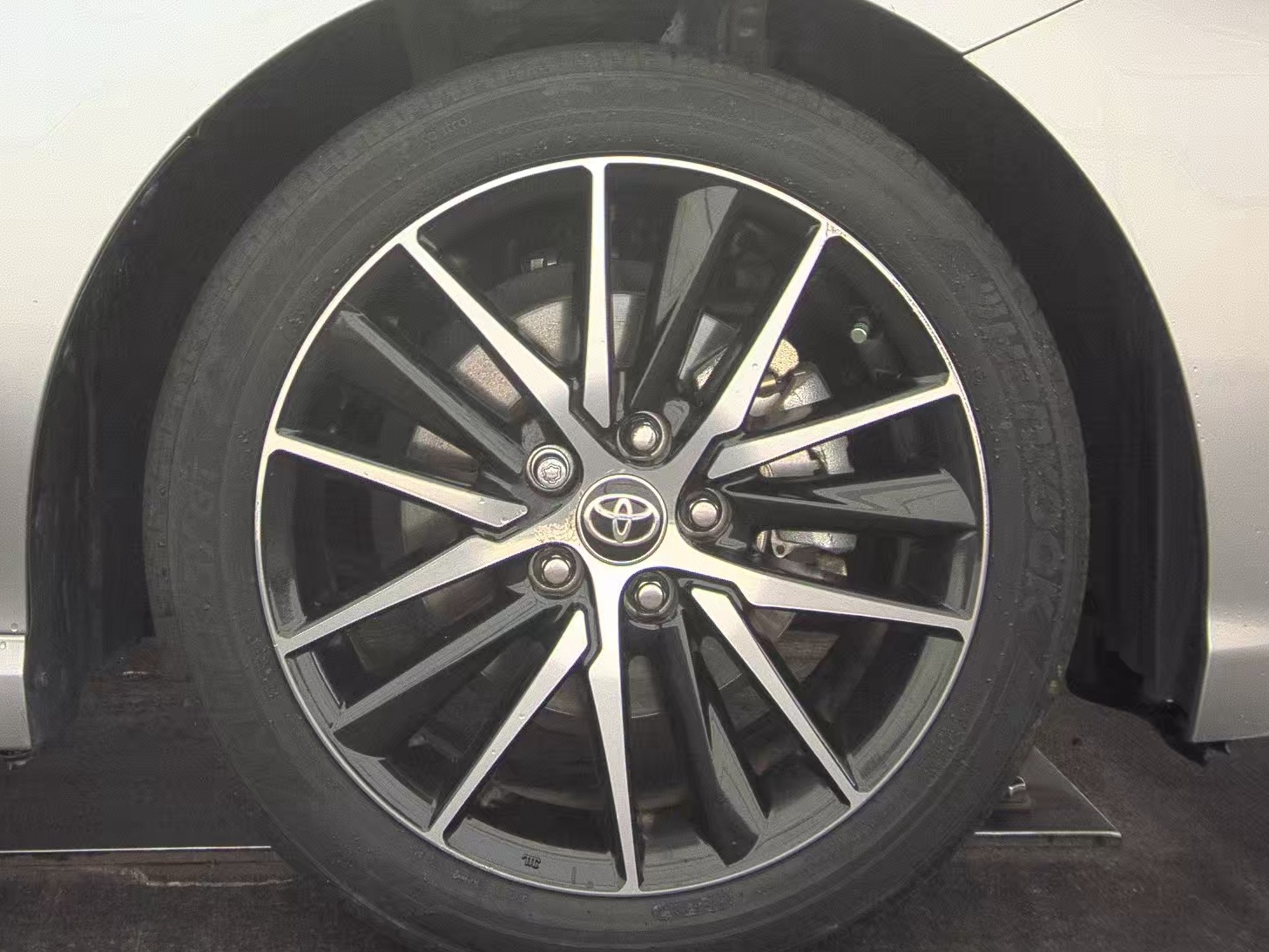 2023 Toyota Camry SE FWD