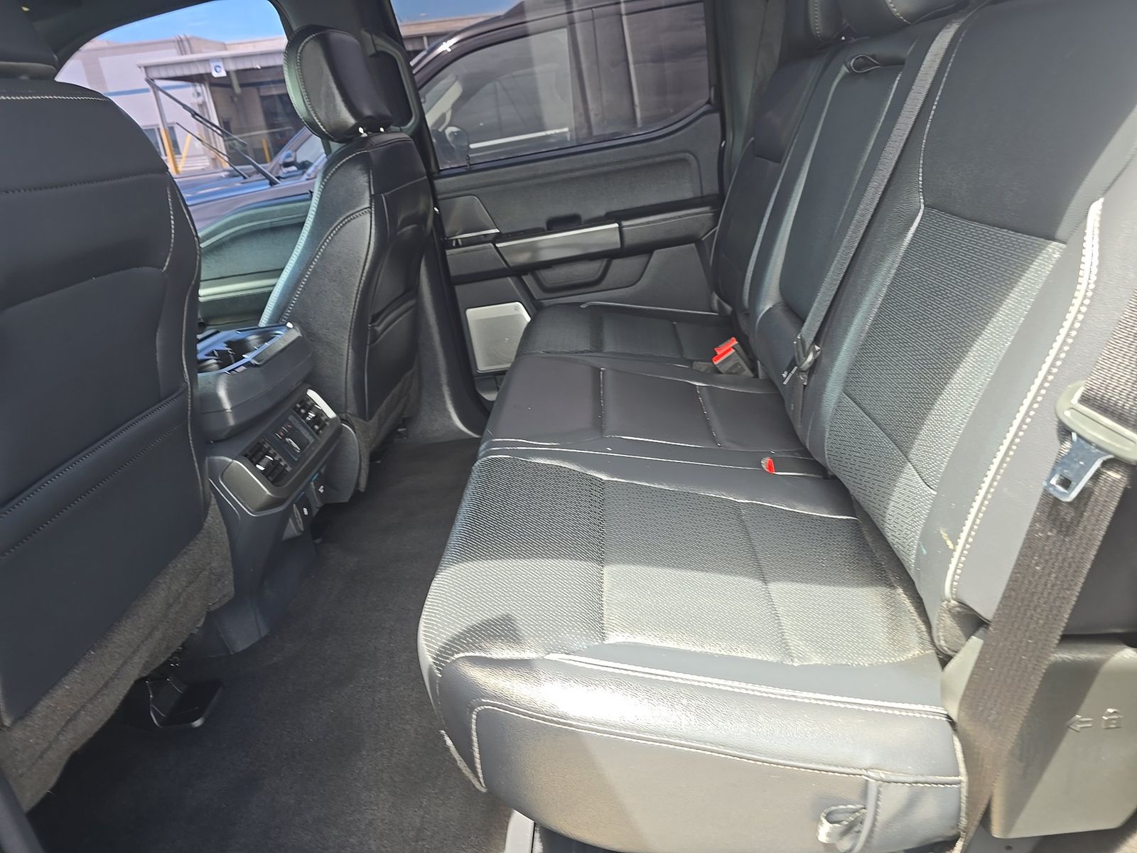 2024 Ford F-150 Hybrid Lariat AWD