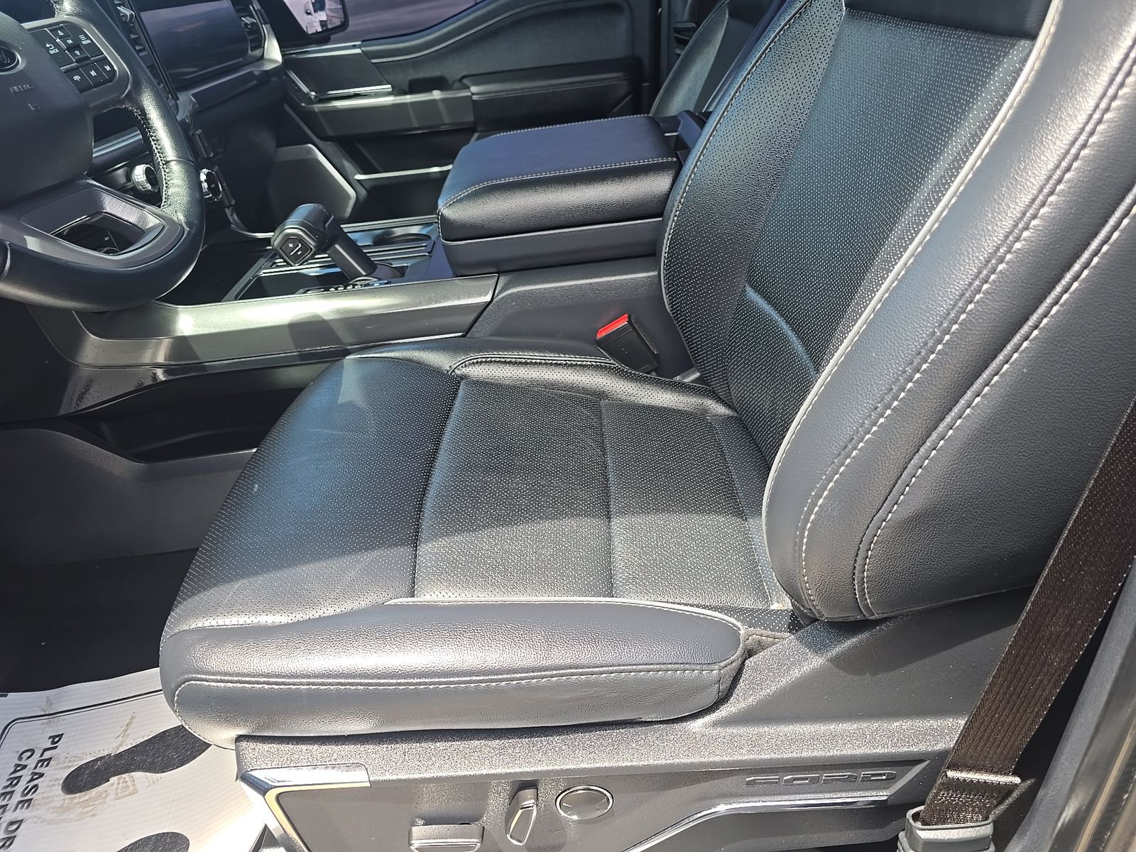 2024 Ford F-150 Hybrid Lariat AWD
