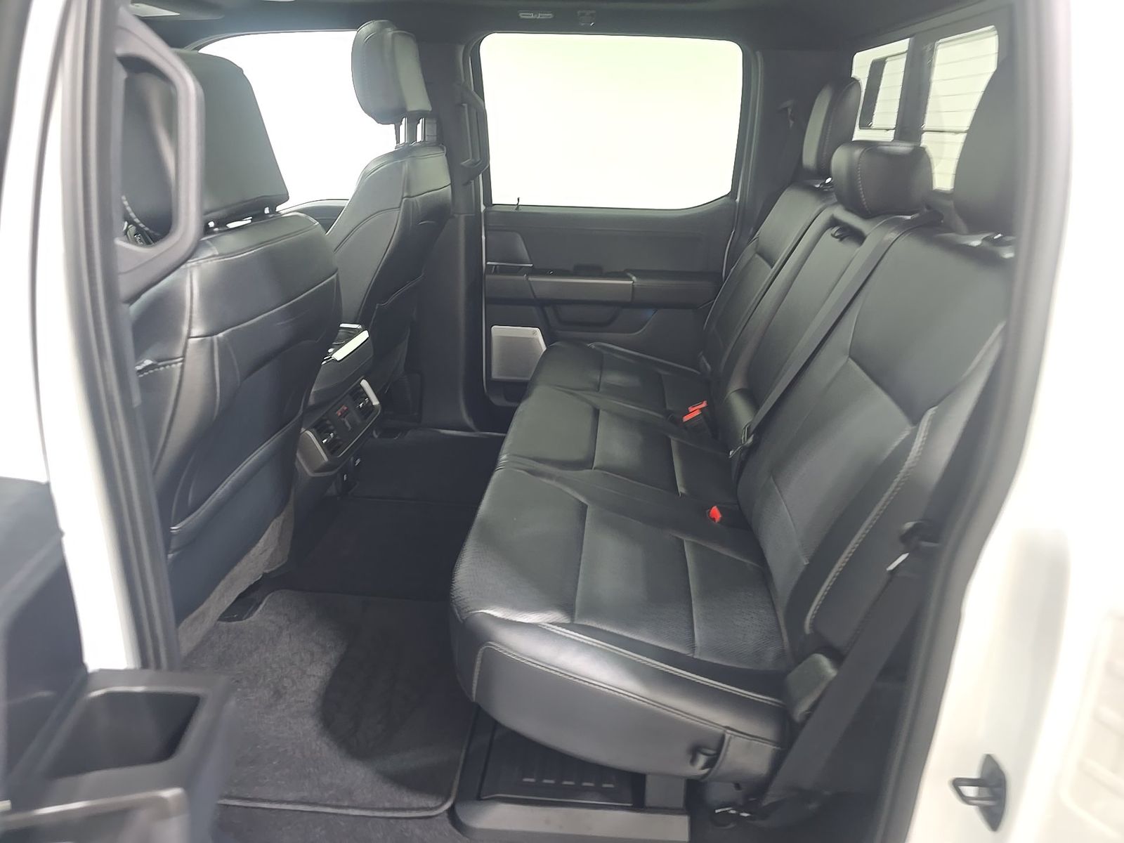 2024 Ford F-150 Lariat AWD