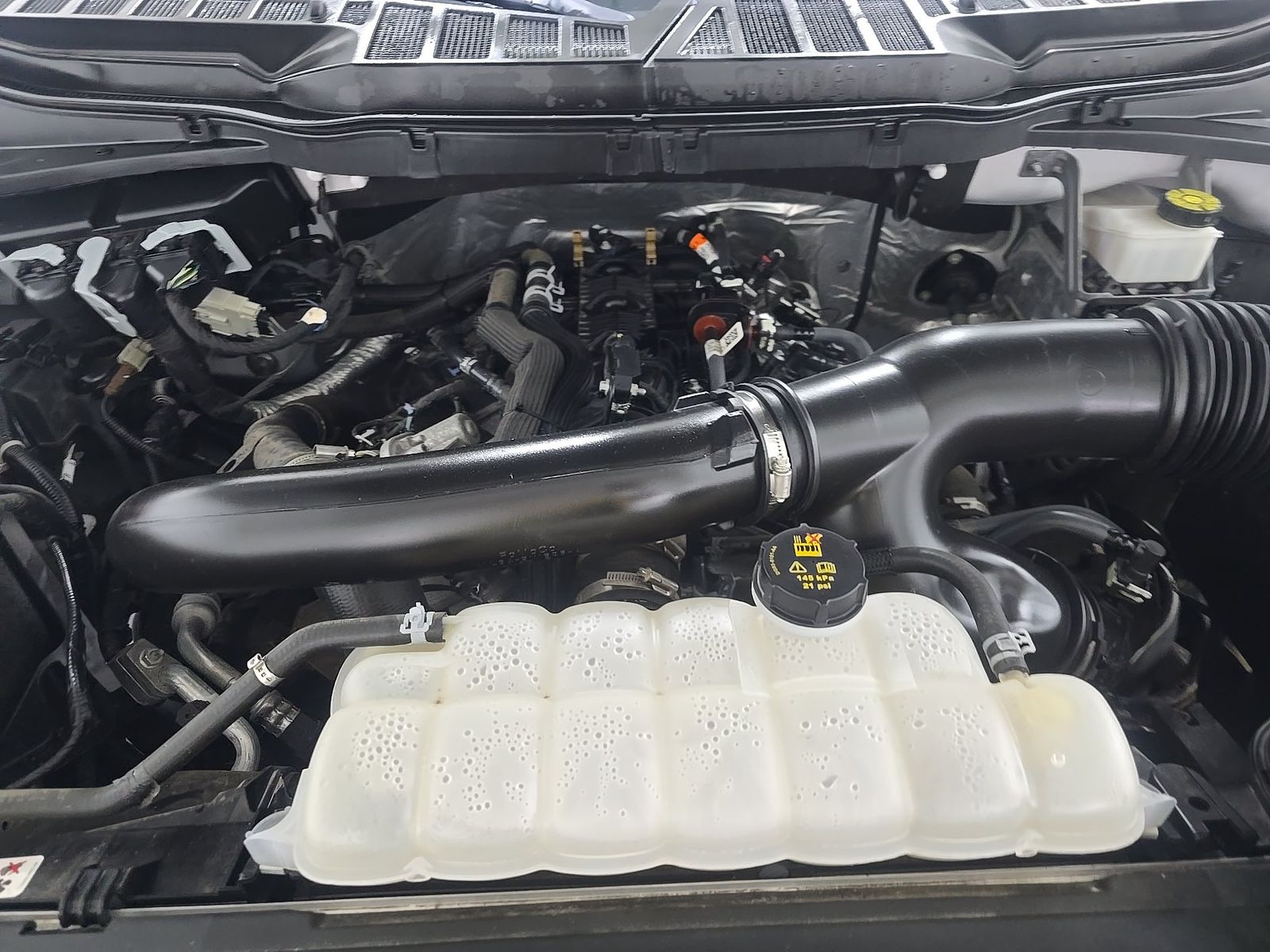 2024 Ford F-150 Lariat AWD