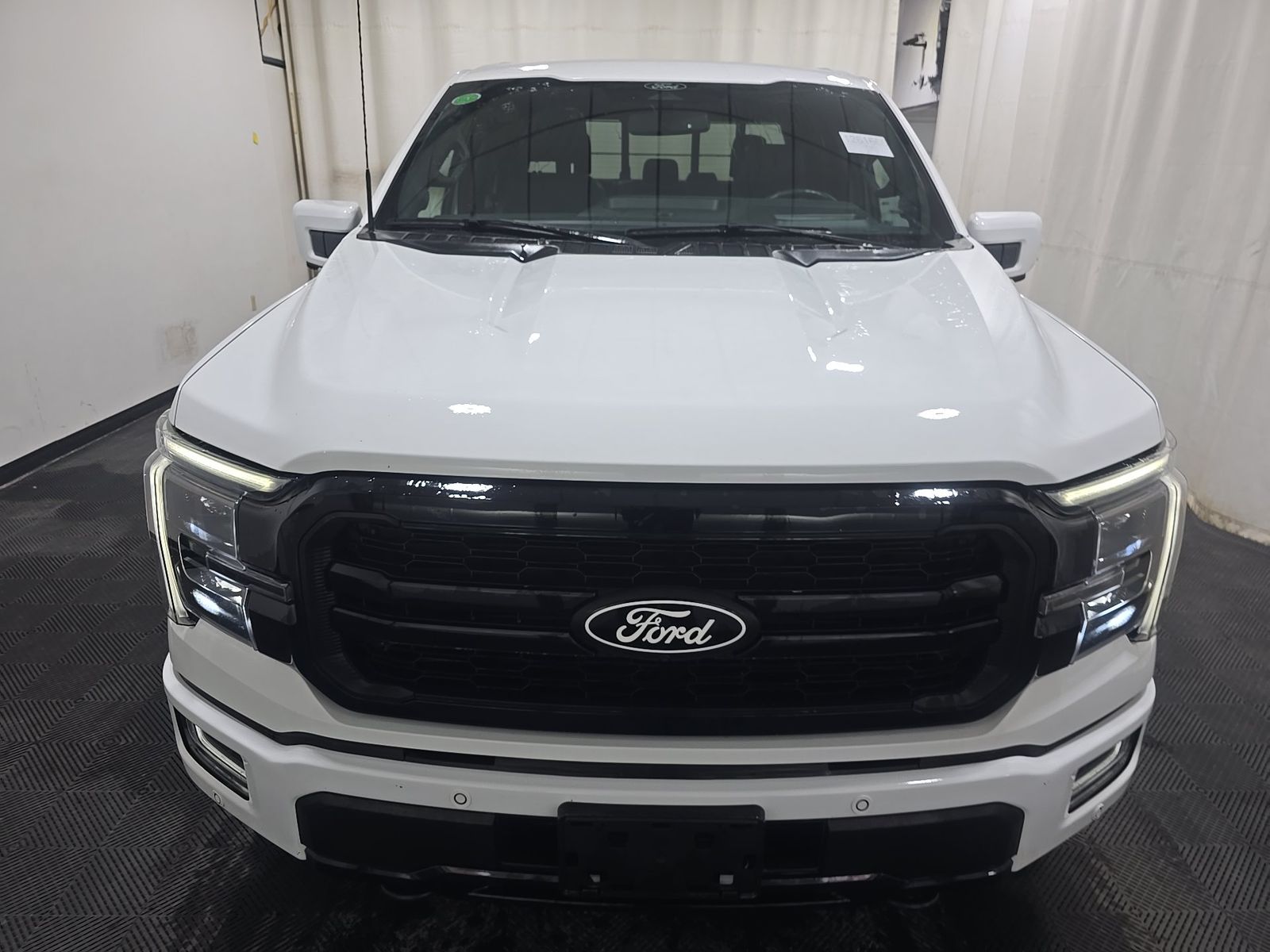 2024 Ford F-150 Lariat AWD