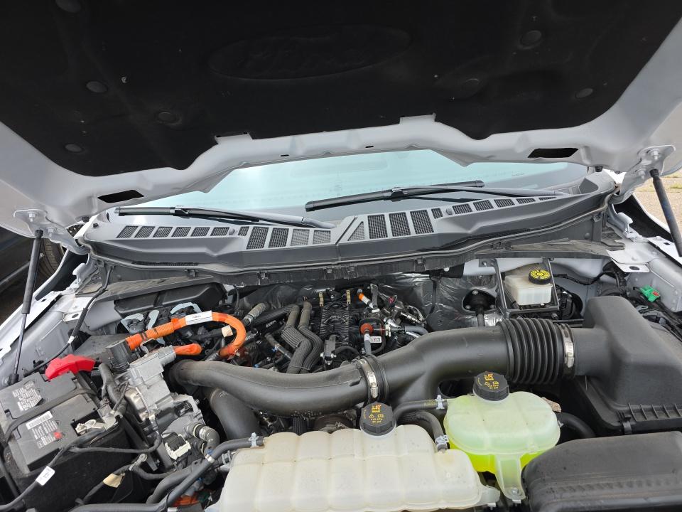 2024 Ford F-150 Hybrid Lariat AWD