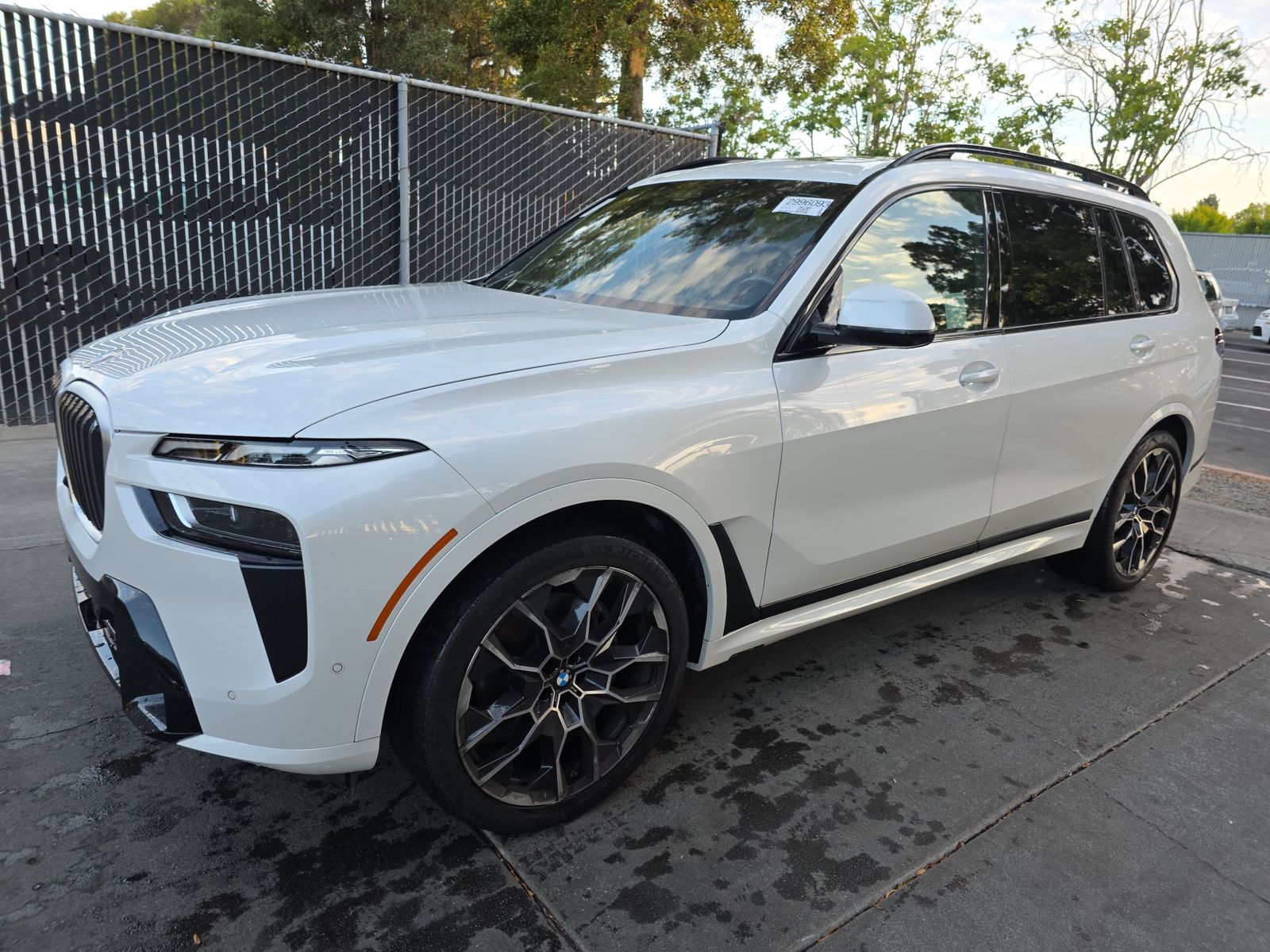 2023 BMW X7 xDrive40i AWD