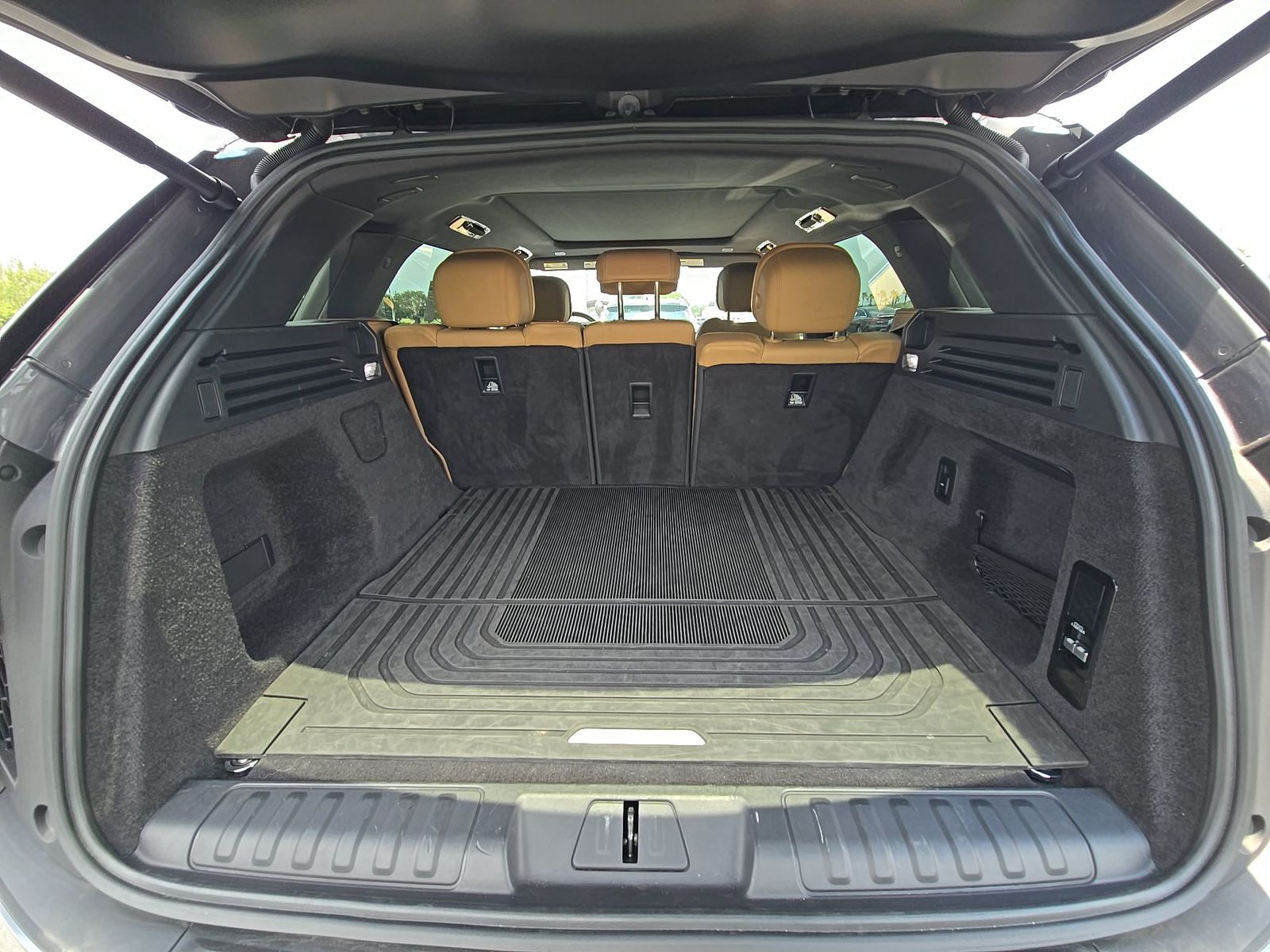 2024 Land Rover Range Rover Sport SE AWD