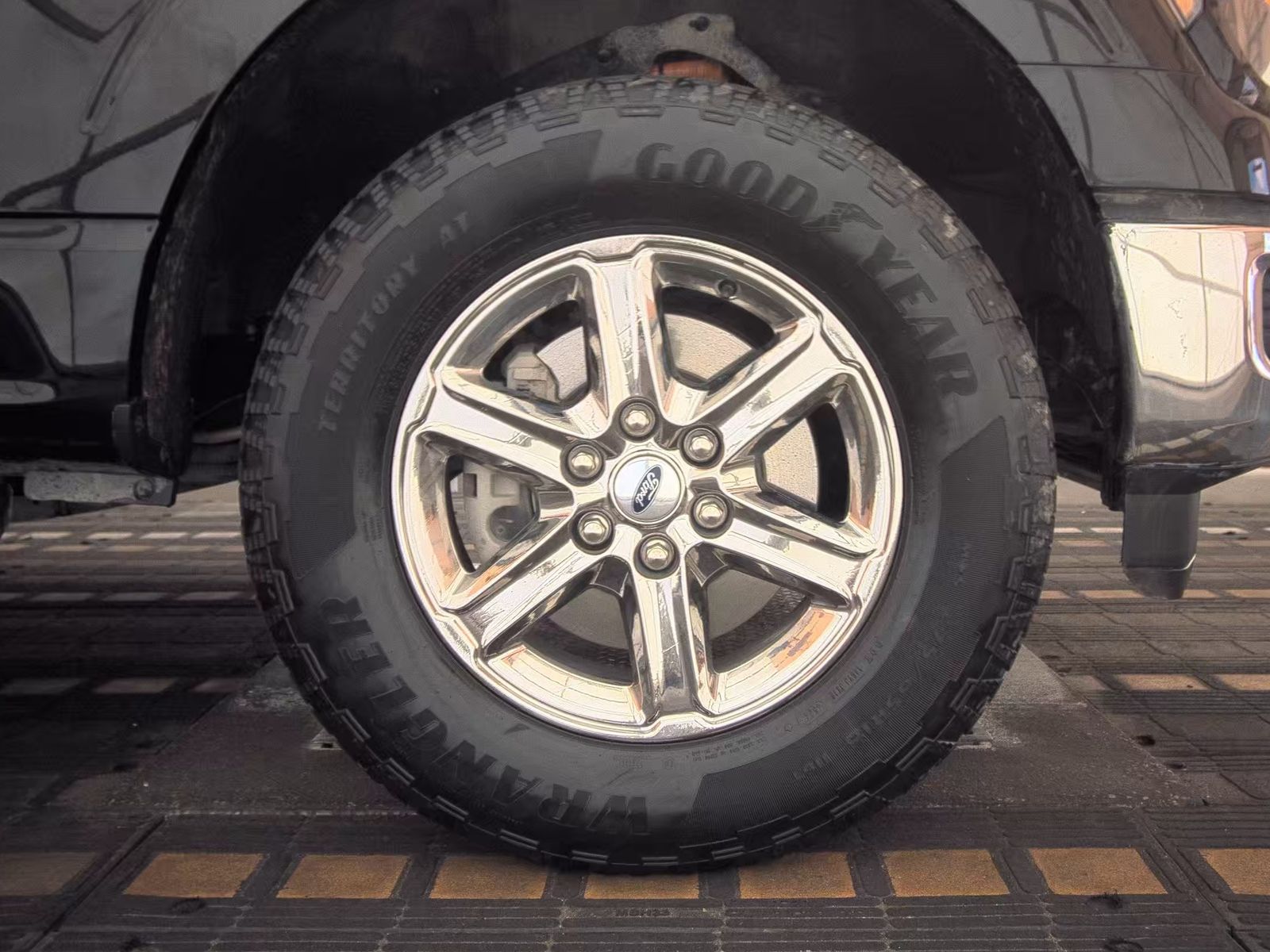 2025 Ford F-150 Hybrid XLT AWD