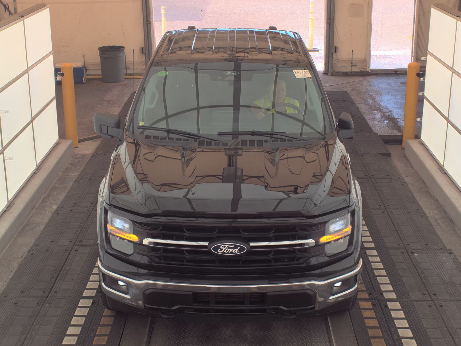 2025 Ford F-150 Hybrid XLT AWD