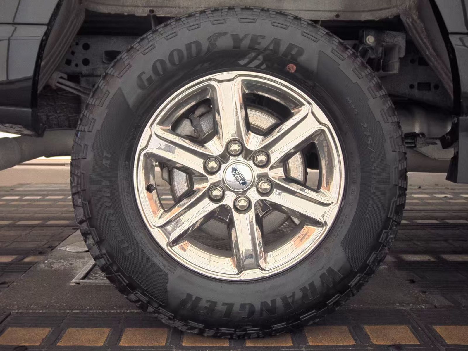 2025 Ford F-150 Hybrid XLT AWD