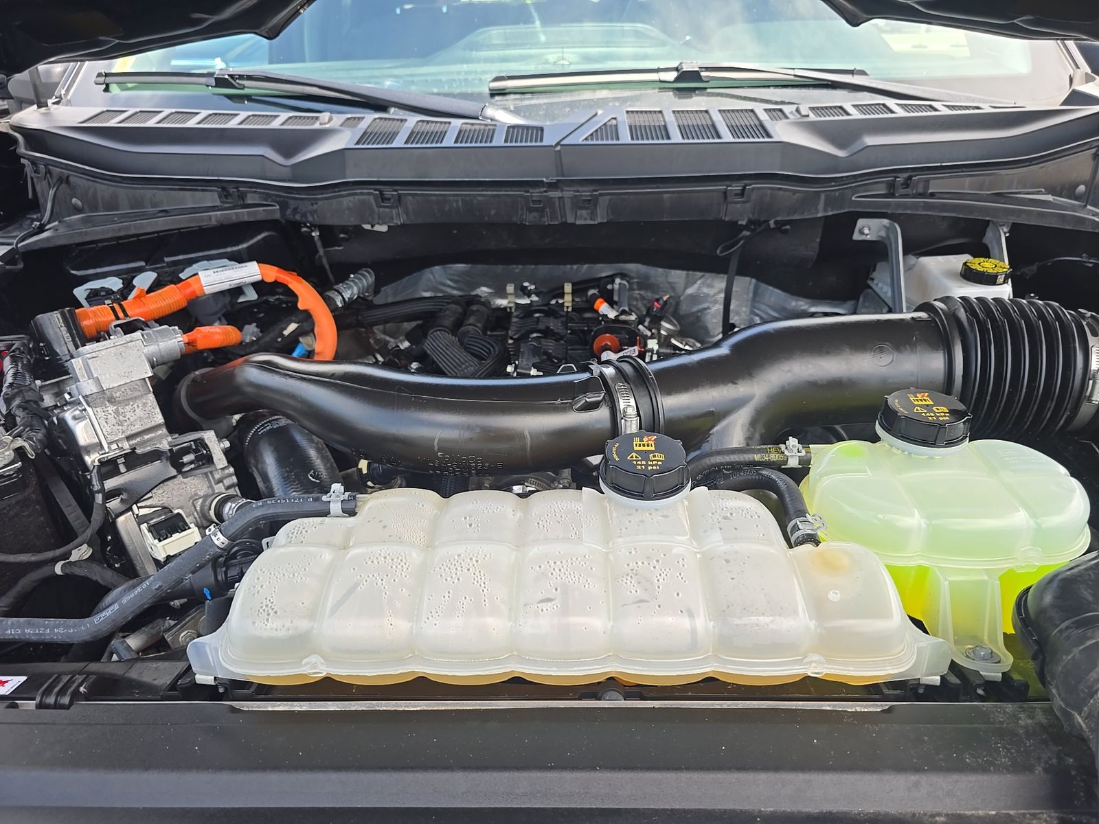 2025 Ford F-150 Hybrid XLT AWD
