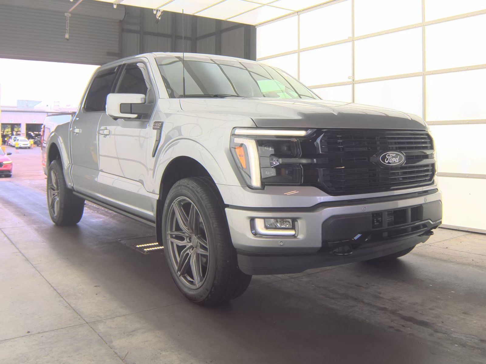 2025 Ford F-150 Platinum AWD