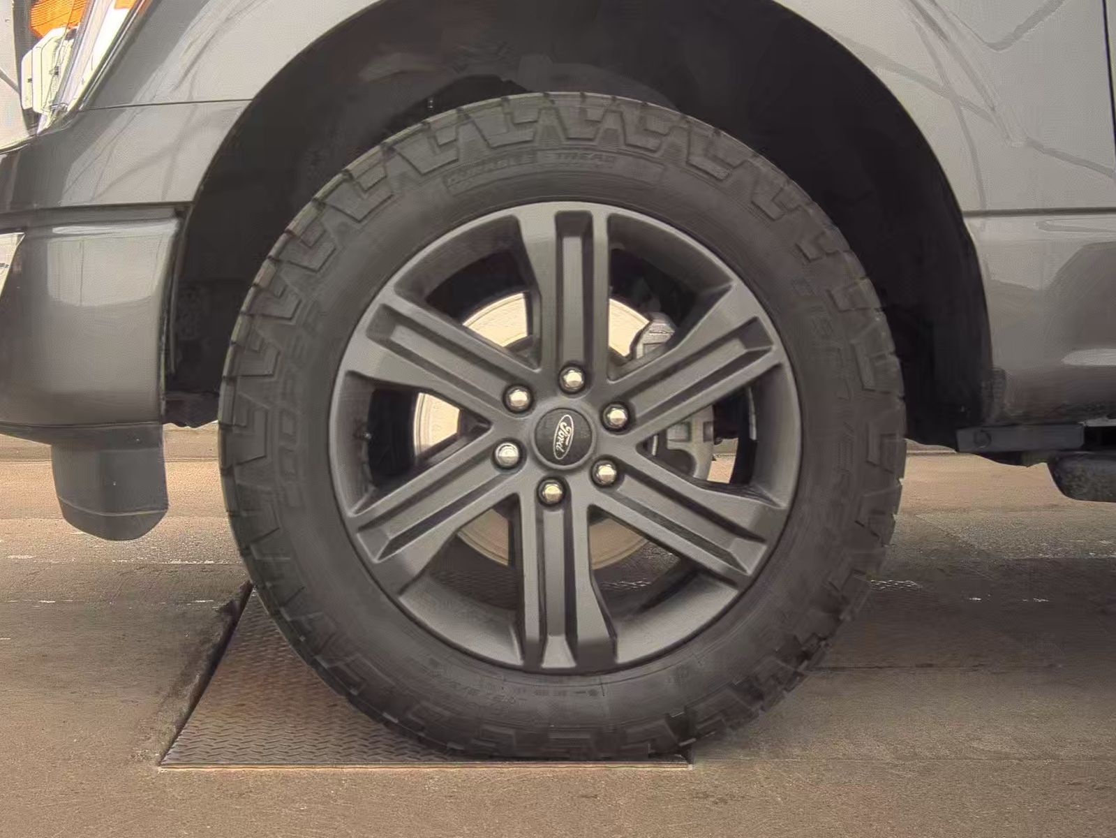 2023 Ford F-150 Hybrid XLT AWD