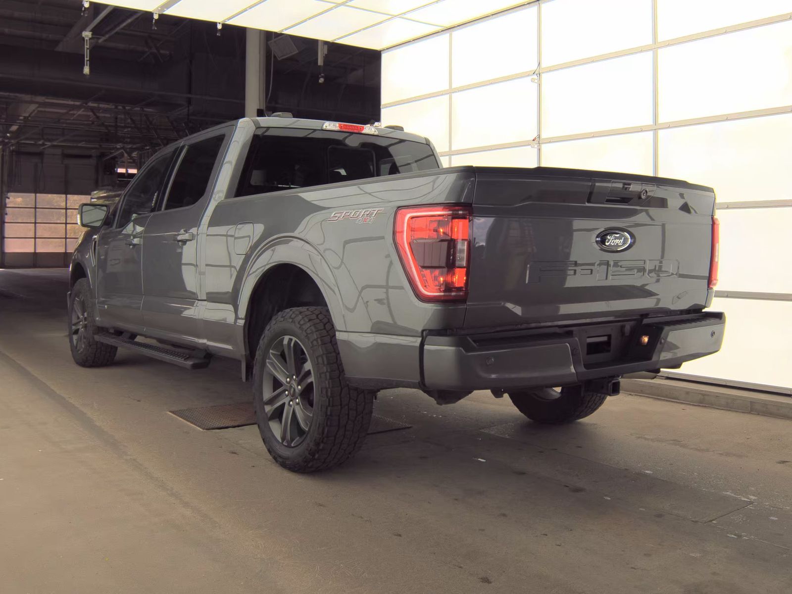 2023 Ford F-150 Hybrid XLT AWD