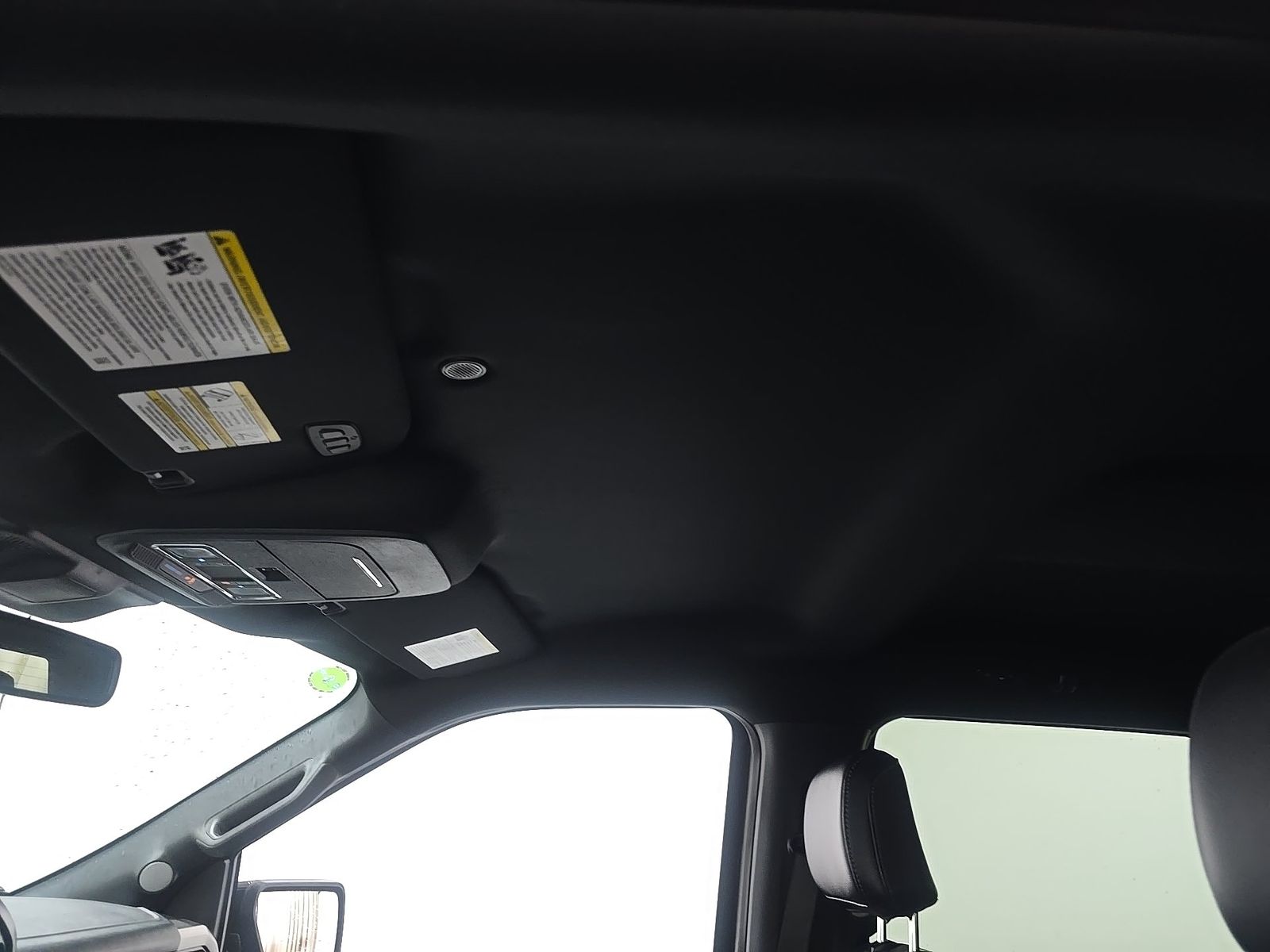 2025 Ford F-150 Lariat AWD