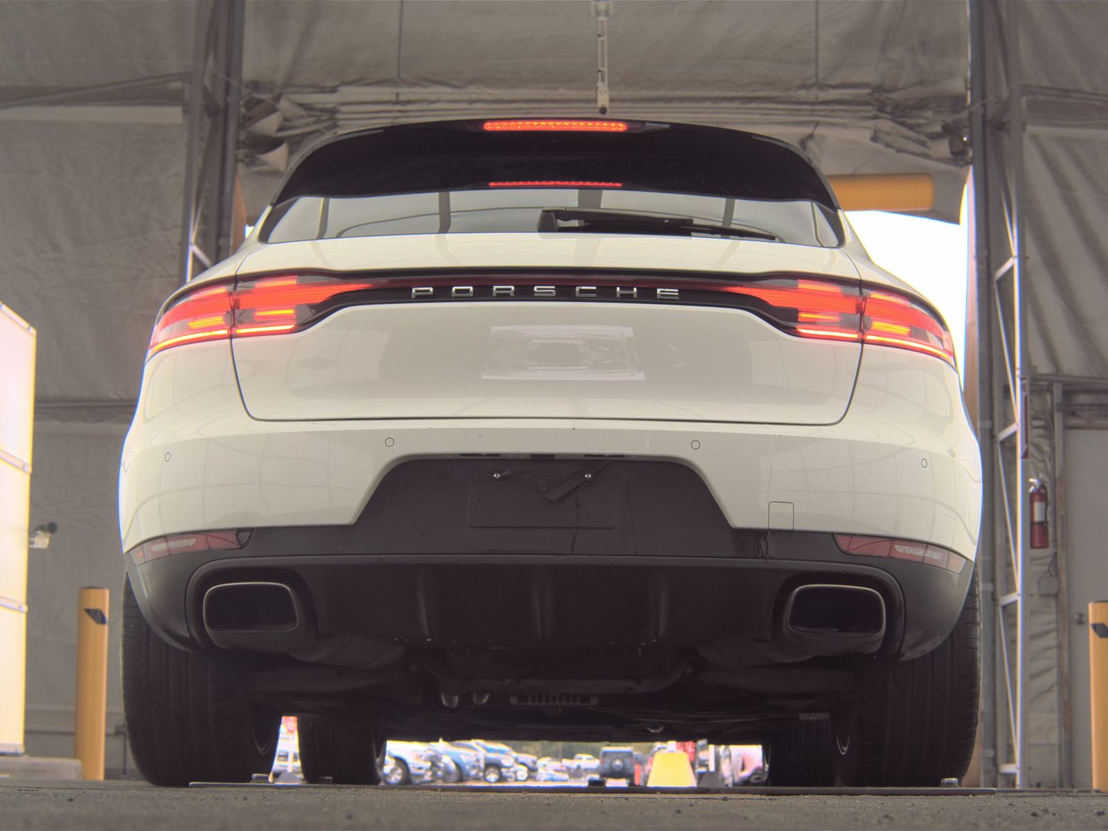2021 Porsche Macan Base AWD