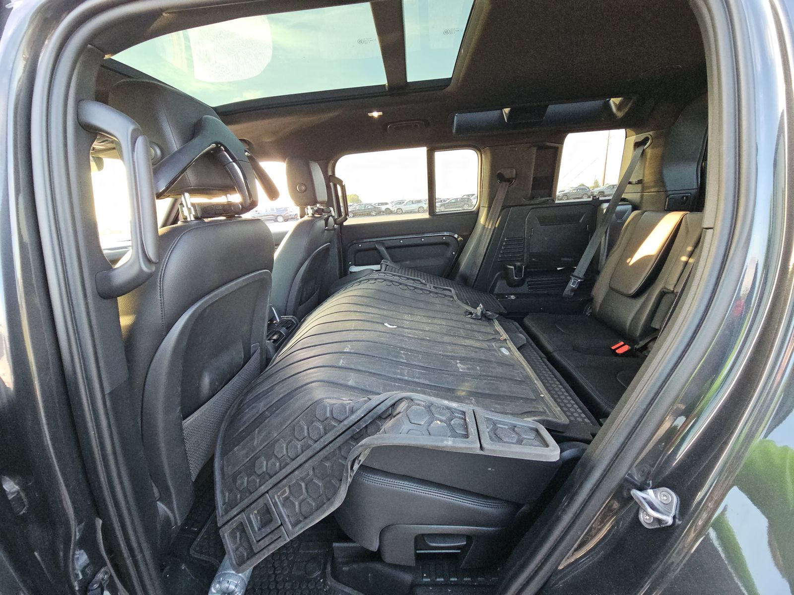 2023 Land Rover Defender 110 SE AWD
