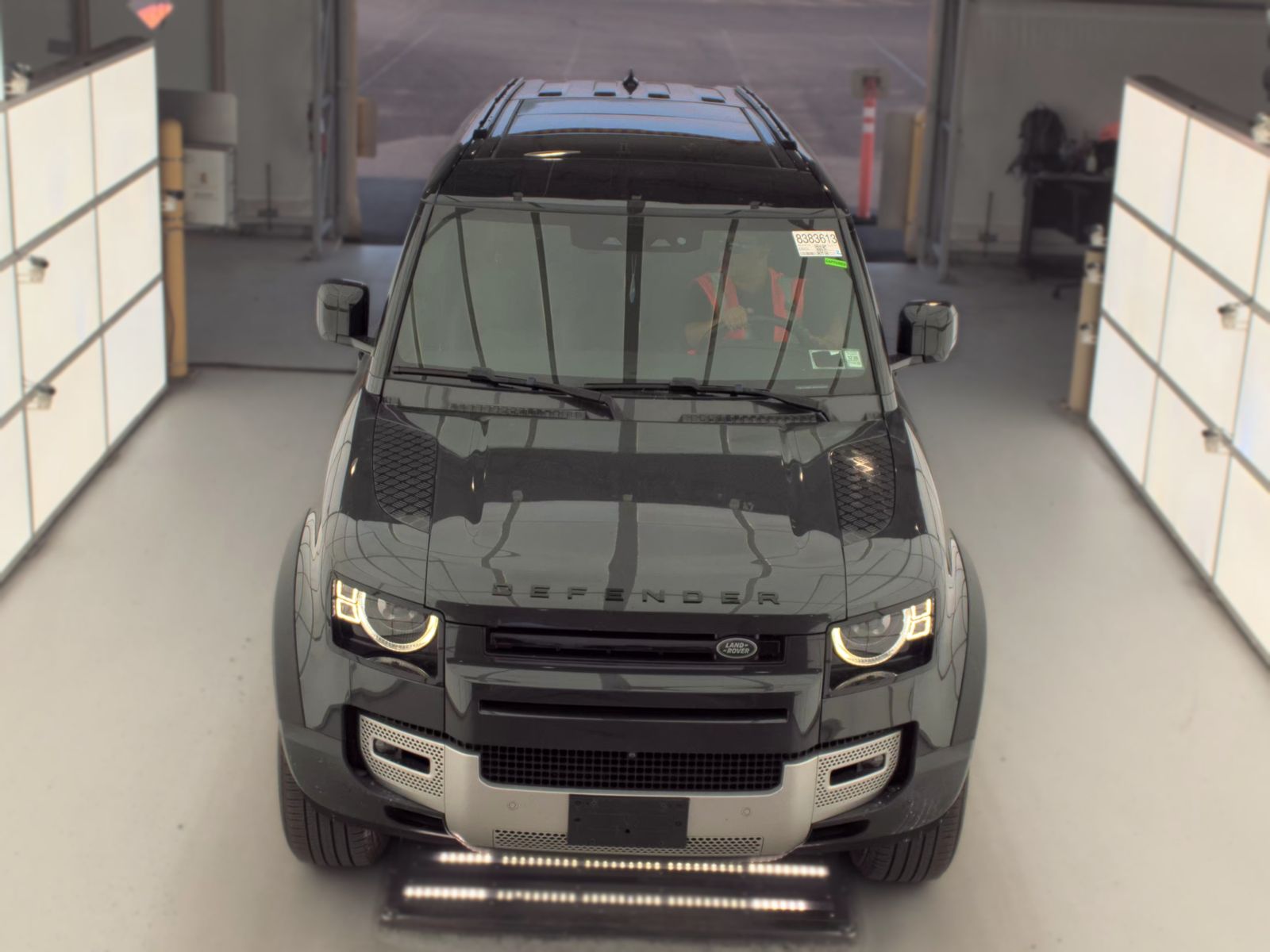 2023 Land Rover Defender 110 SE AWD