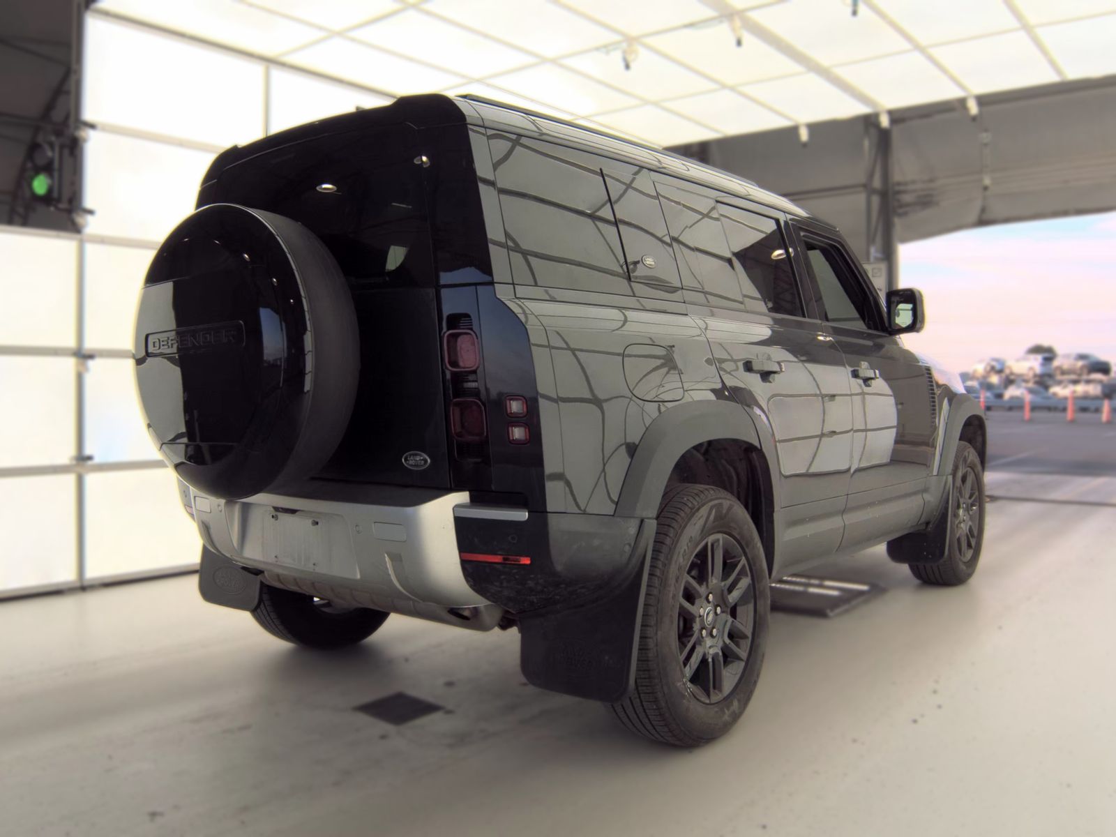 2023 Land Rover Defender 110 SE AWD
