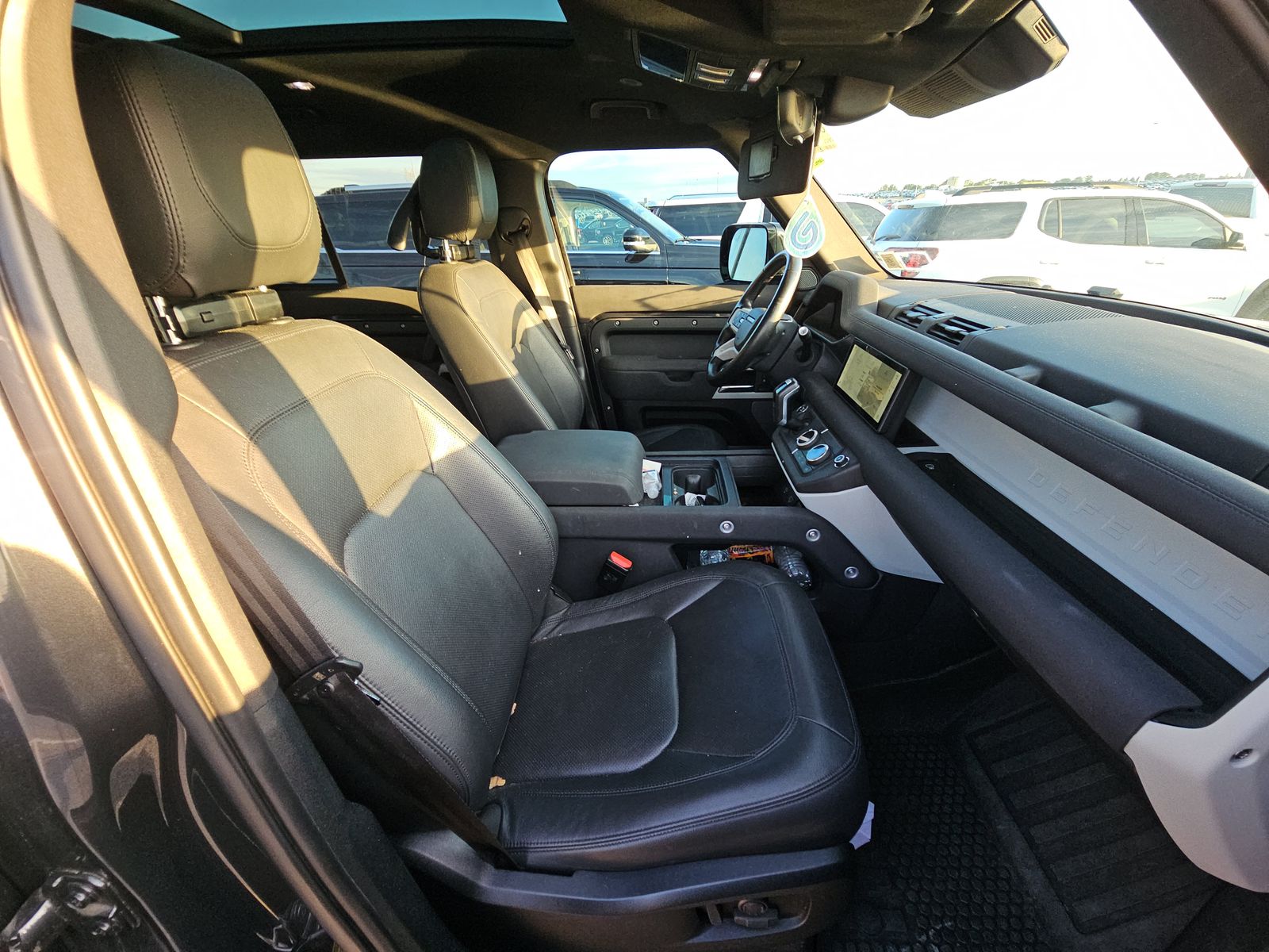 2023 Land Rover Defender 110 SE AWD