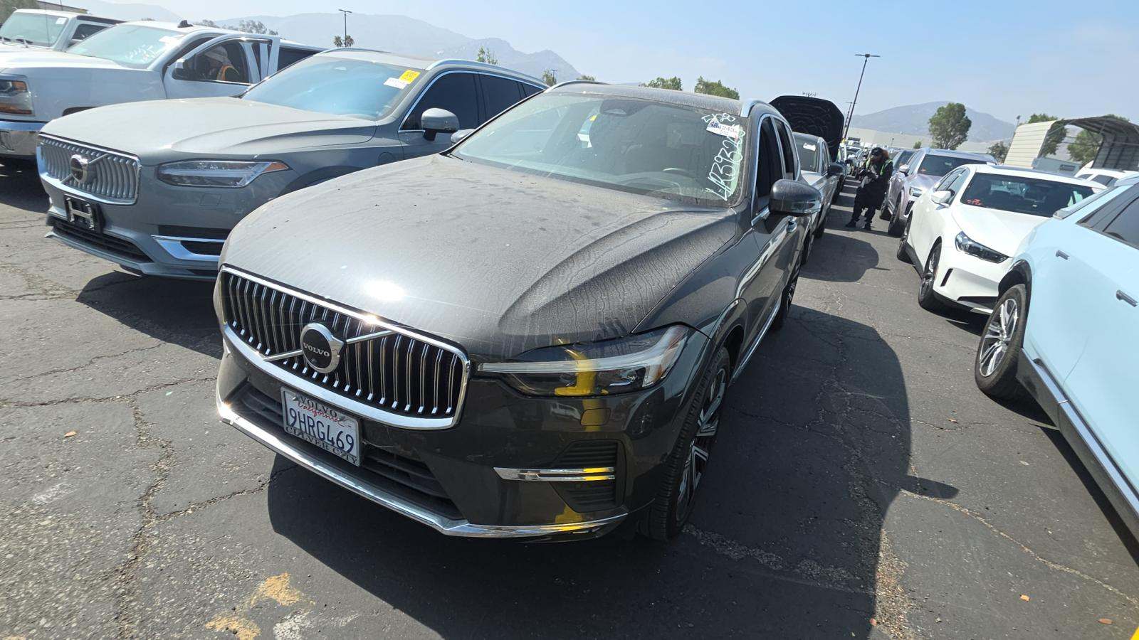2023 Volvo XC60 B5 Ultimate FWD