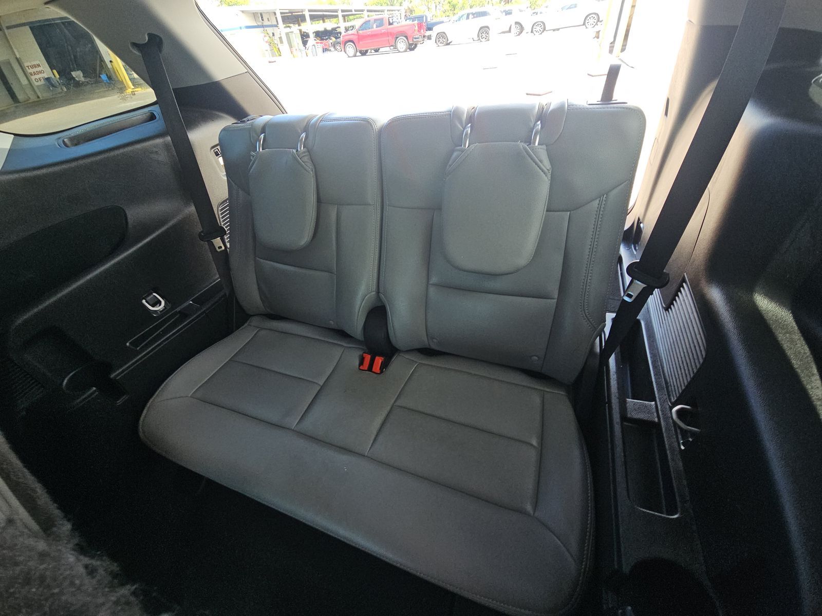 2023 Ford Explorer XLT RWD