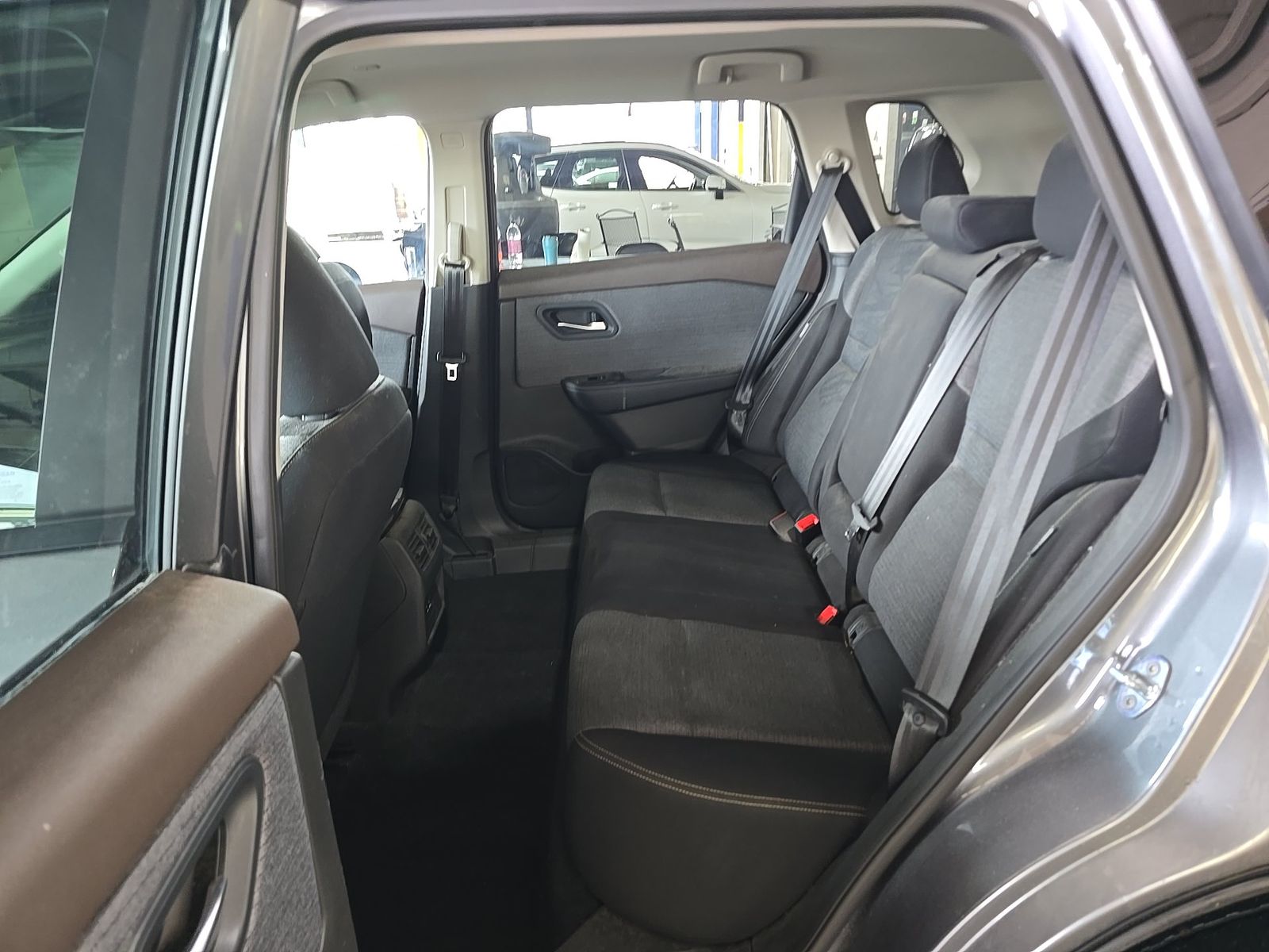 2023 Nissan Rogue SV FWD