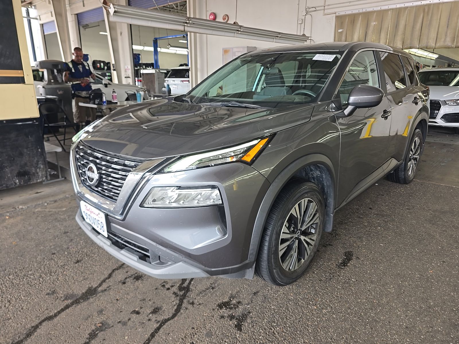2023 Nissan Rogue SV FWD