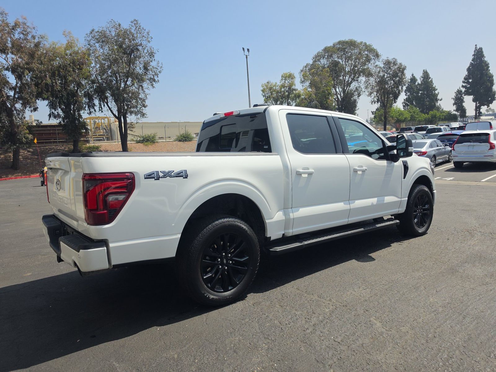 2025 Ford F-150 Lariat AWD