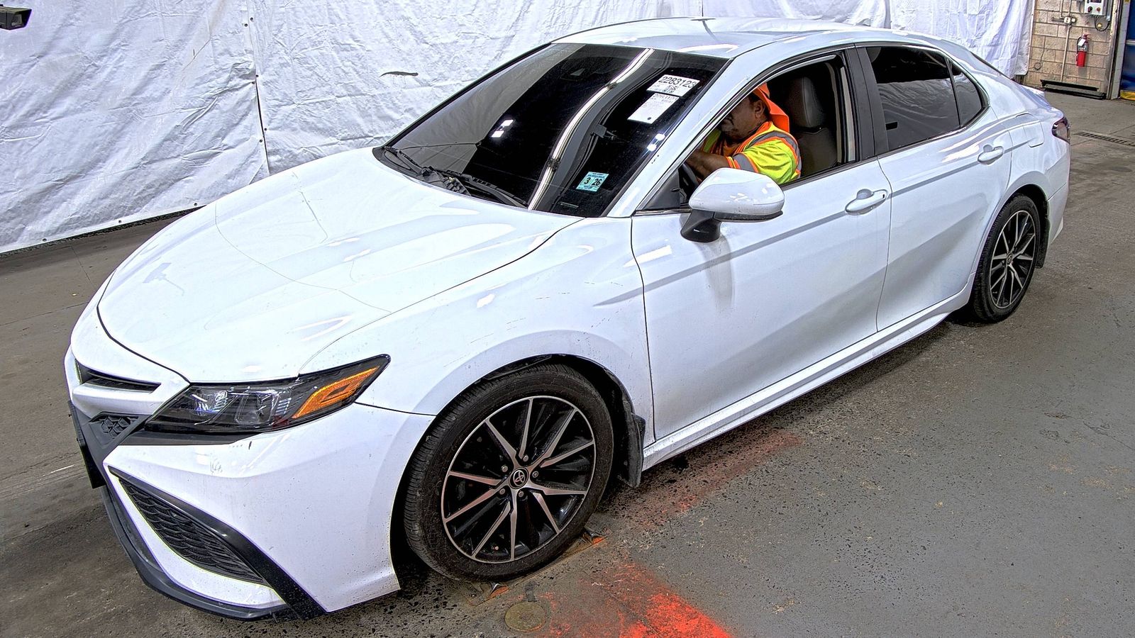 2021 Toyota Camry SE AWD