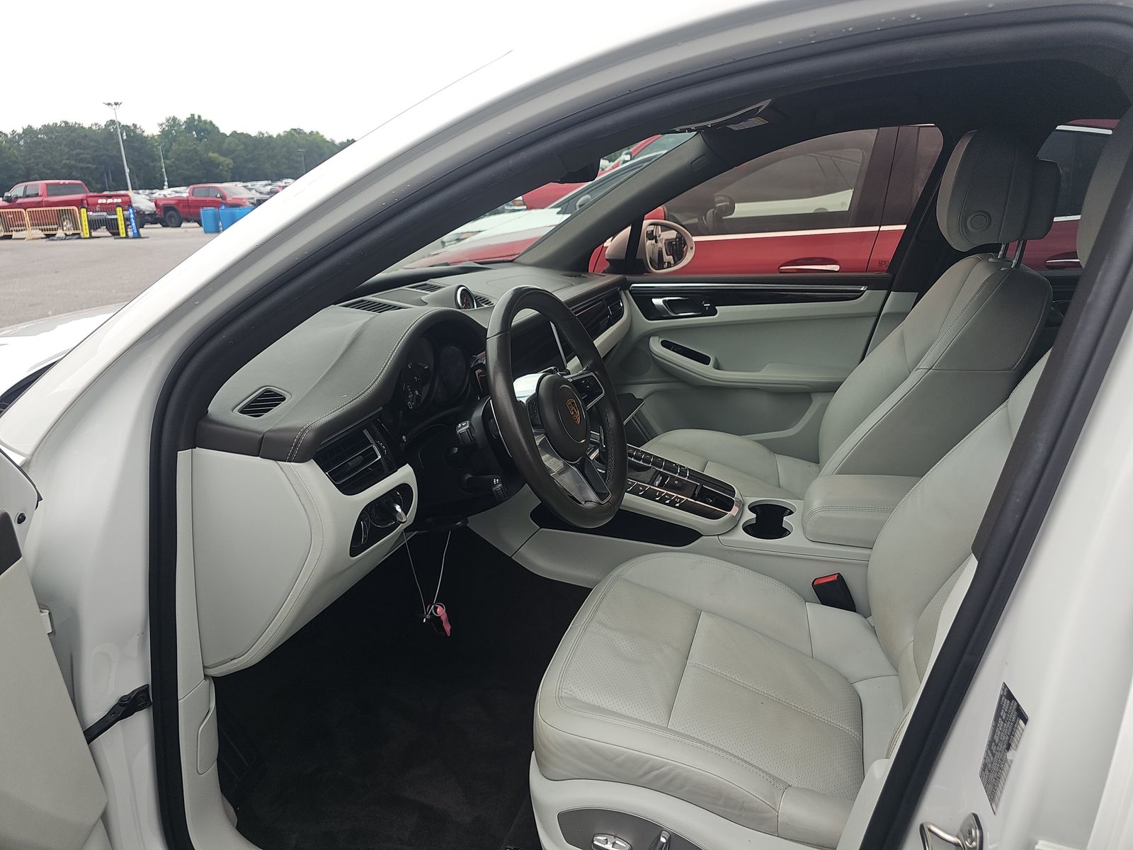 2021 Porsche Macan Base AWD