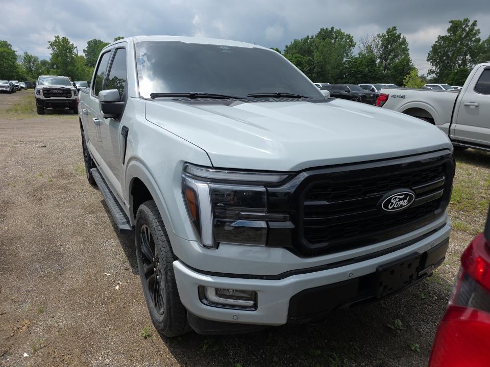 2024 Ford F-150 Hybrid Lariat AWD
