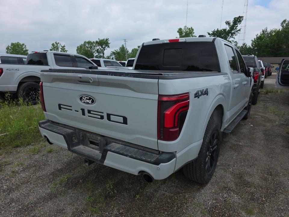 2024 Ford F-150 Hybrid Lariat AWD
