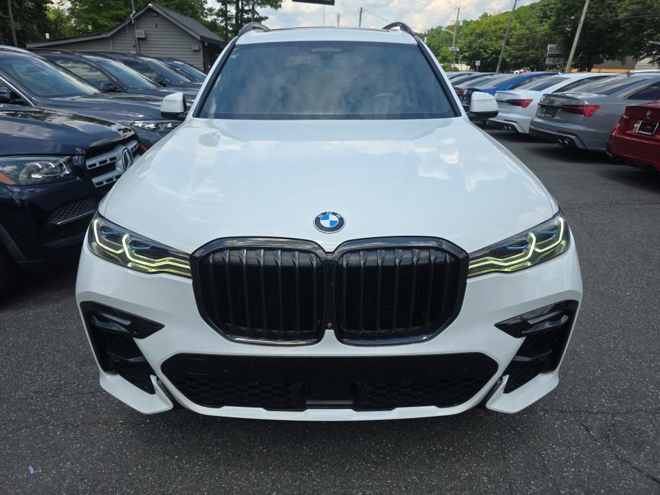 2020 BMW X7 M50i AWD