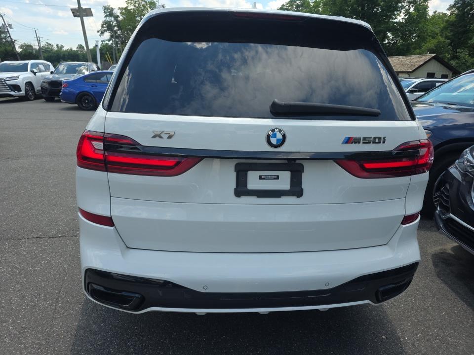 2020 BMW X7 M50i AWD