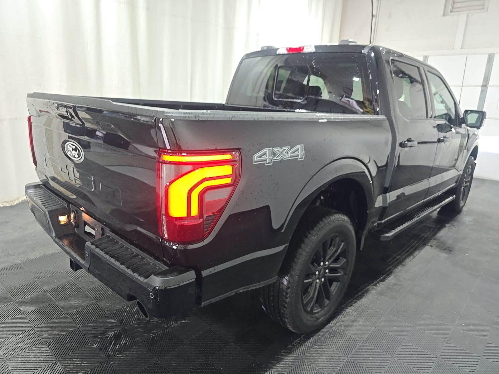 2026 Ford F-150 Lariat AWD