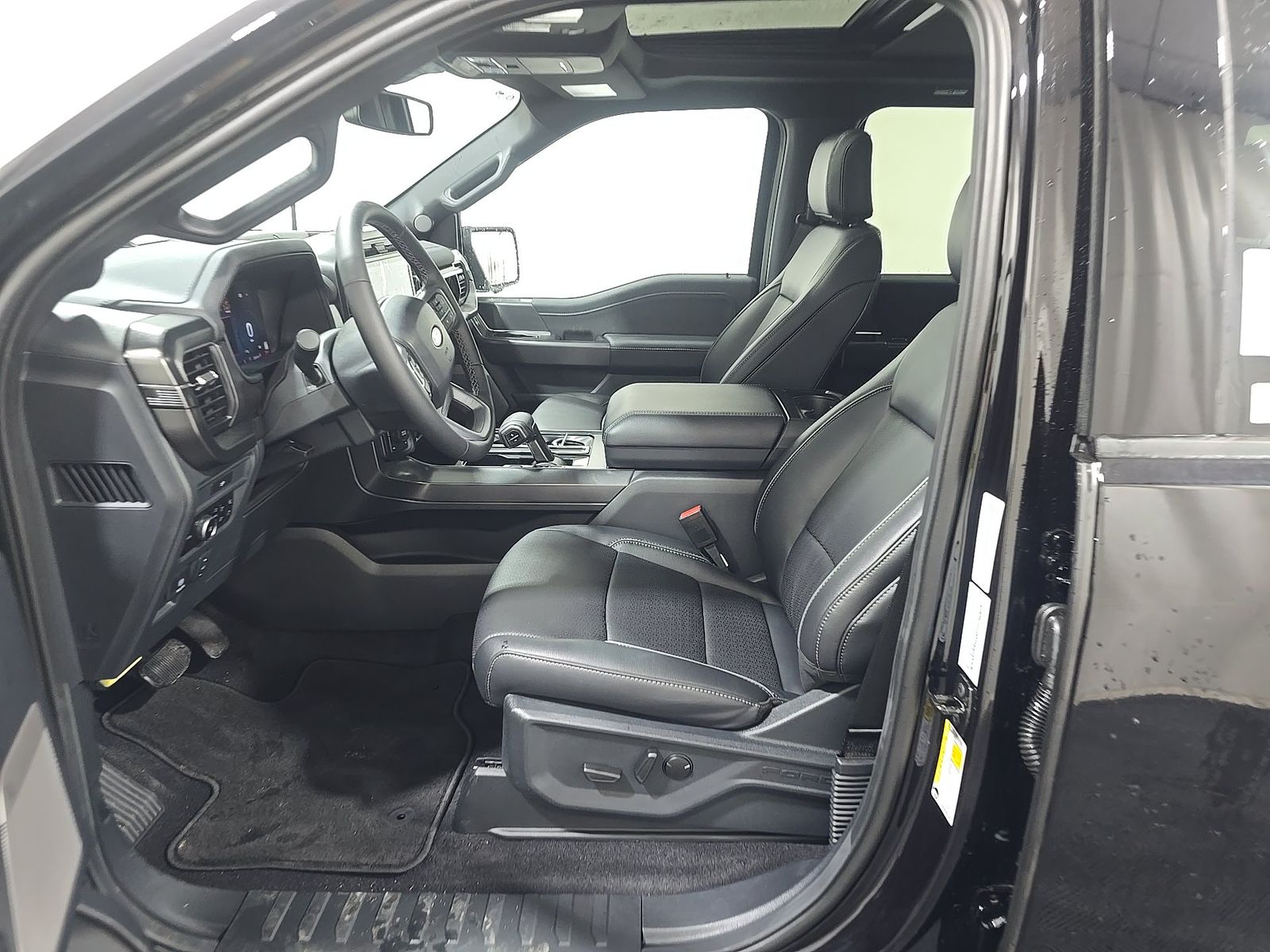 2026 Ford F-150 Lariat AWD