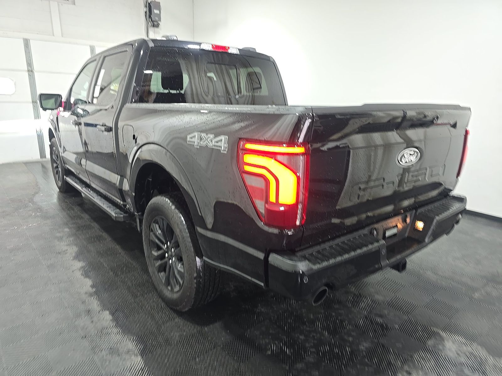 2026 Ford F-150 Lariat AWD