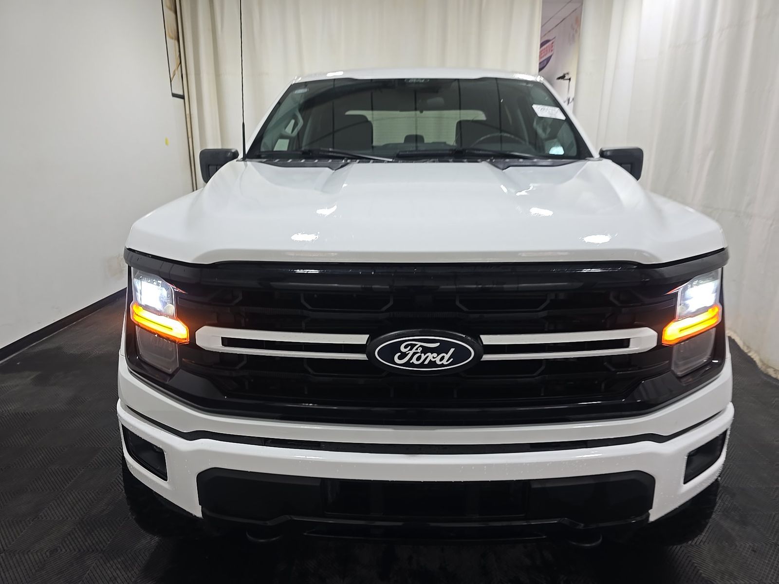 2025 Ford F-150 XLT AWD