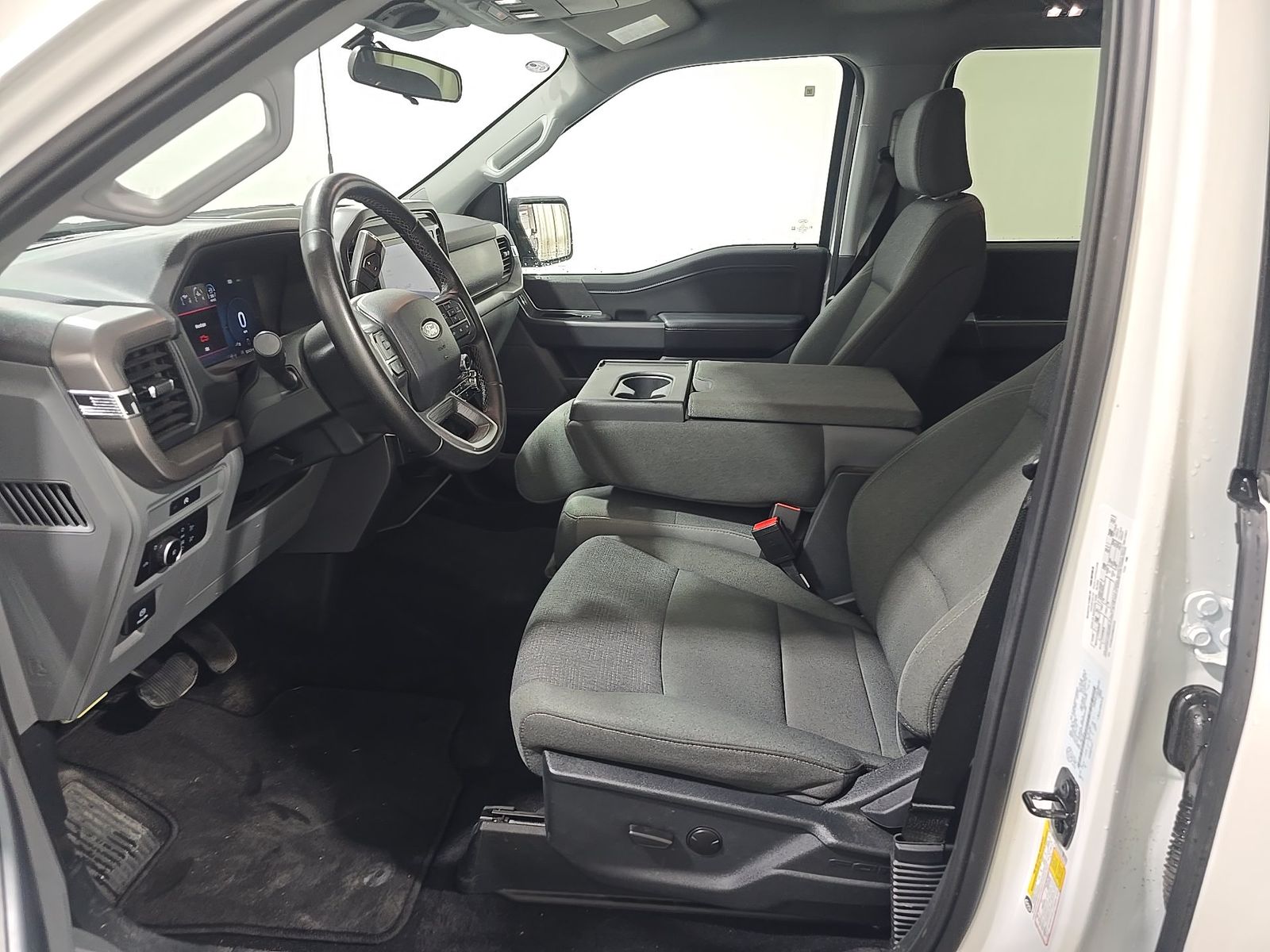 2025 Ford F-150 XLT AWD