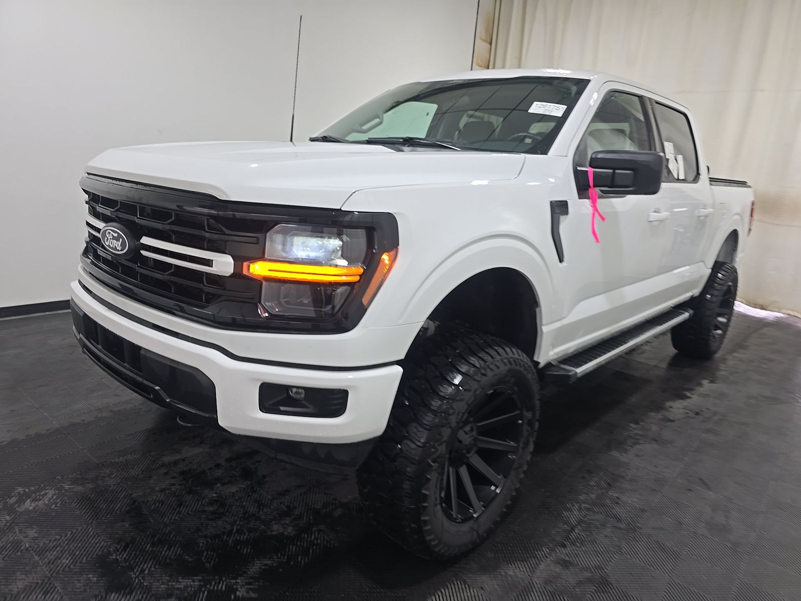 2025 Ford F-150 XLT AWD