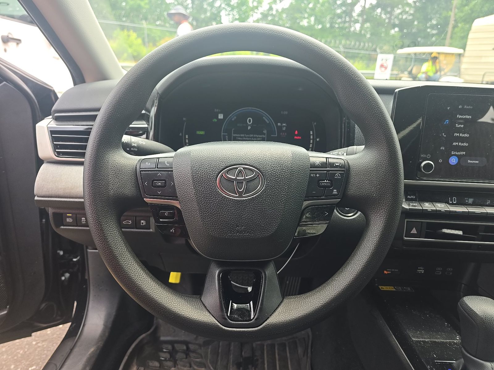 2025 Toyota Camry LE FWD