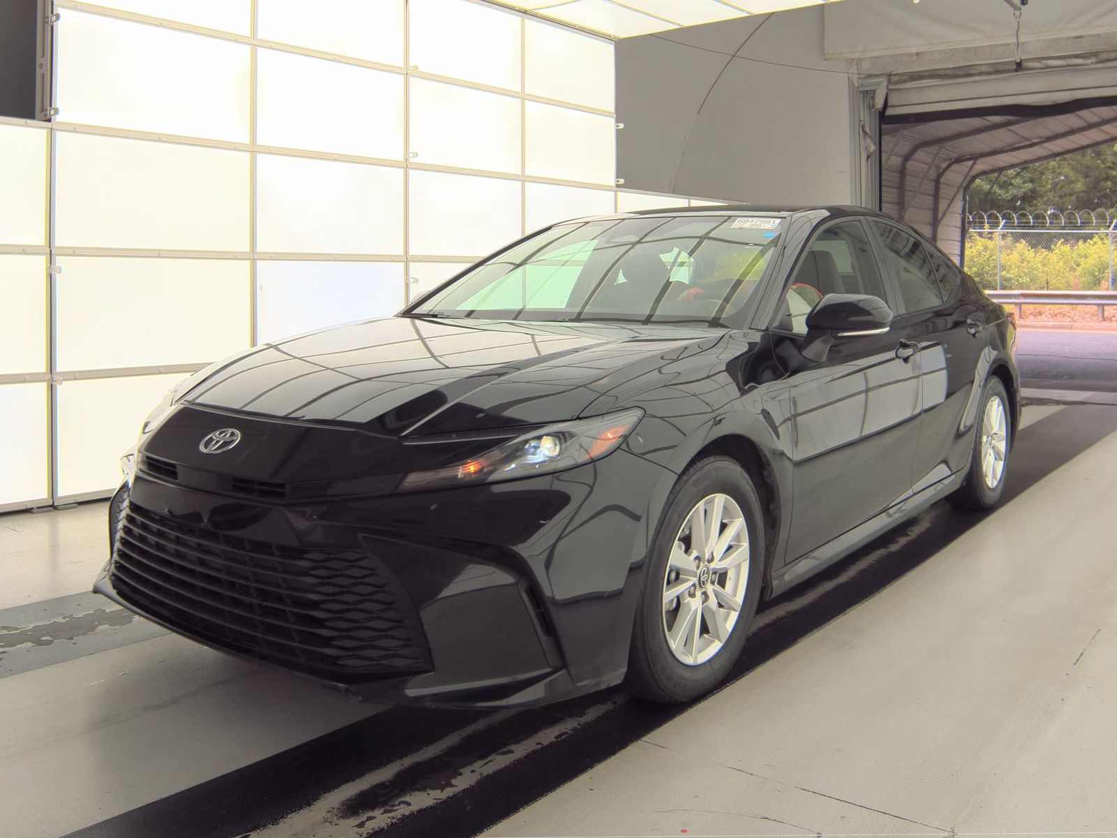 2025 Toyota Camry LE FWD