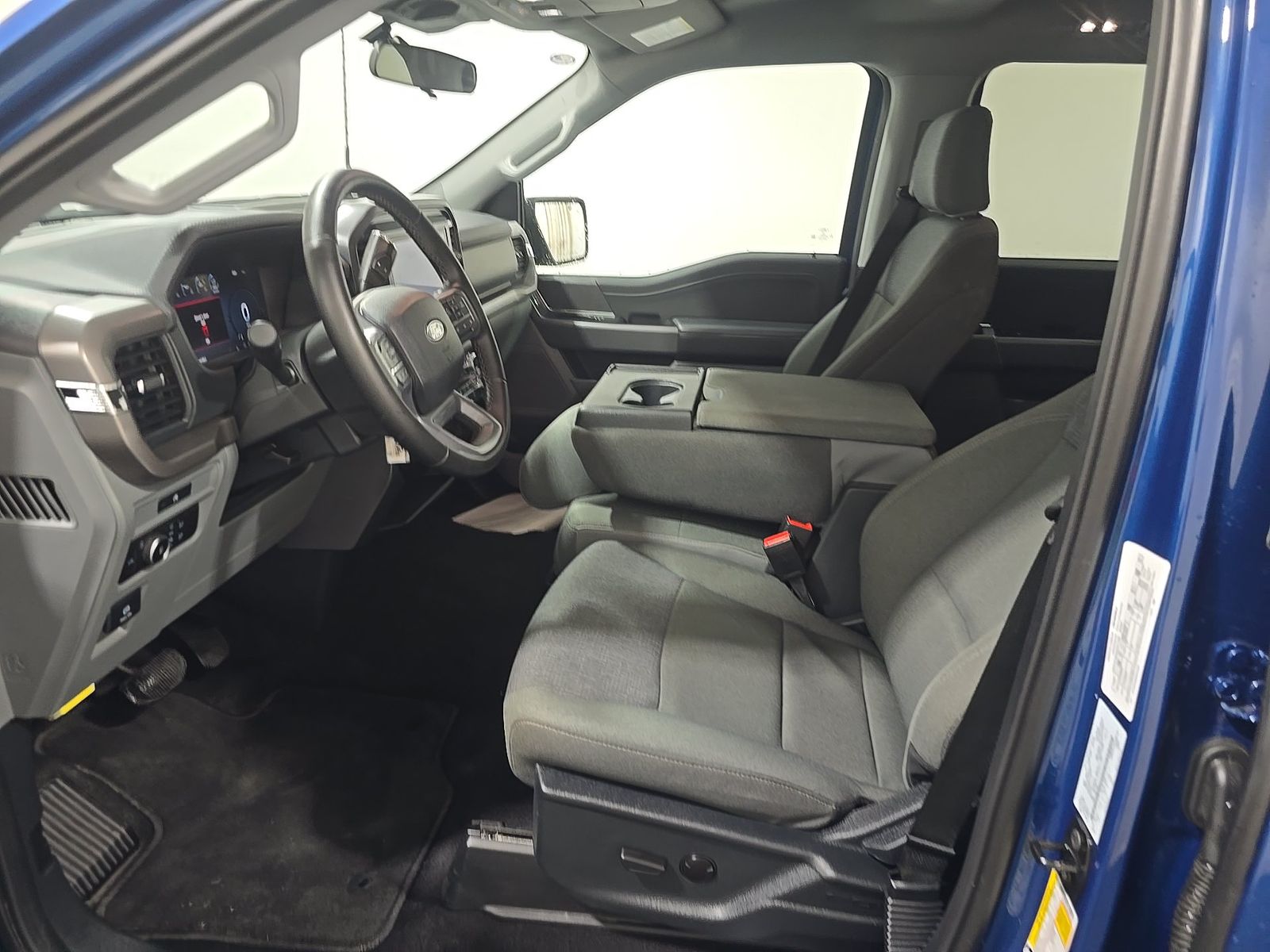 2025 Ford F-150 XLT AWD