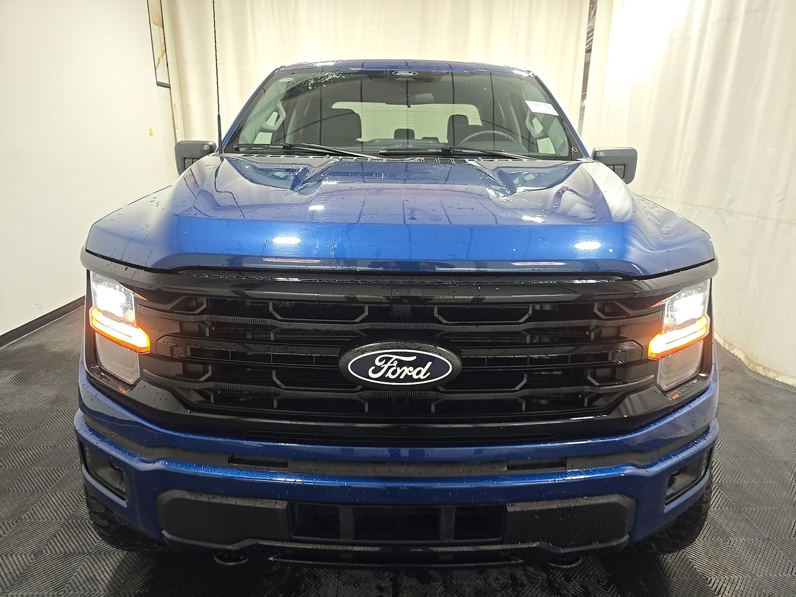 2025 Ford F-150 XLT AWD