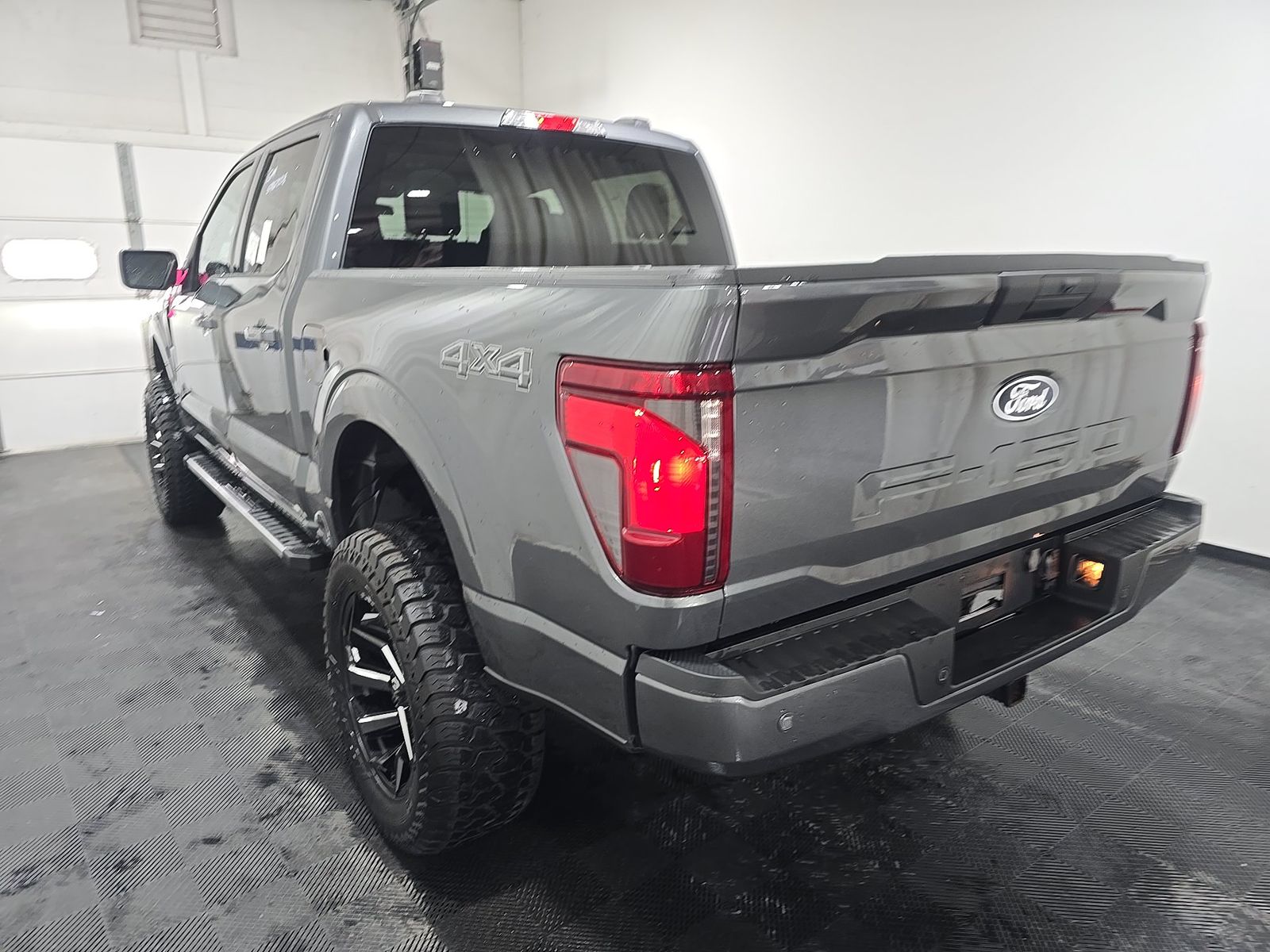 2025 Ford F-150 XLT AWD