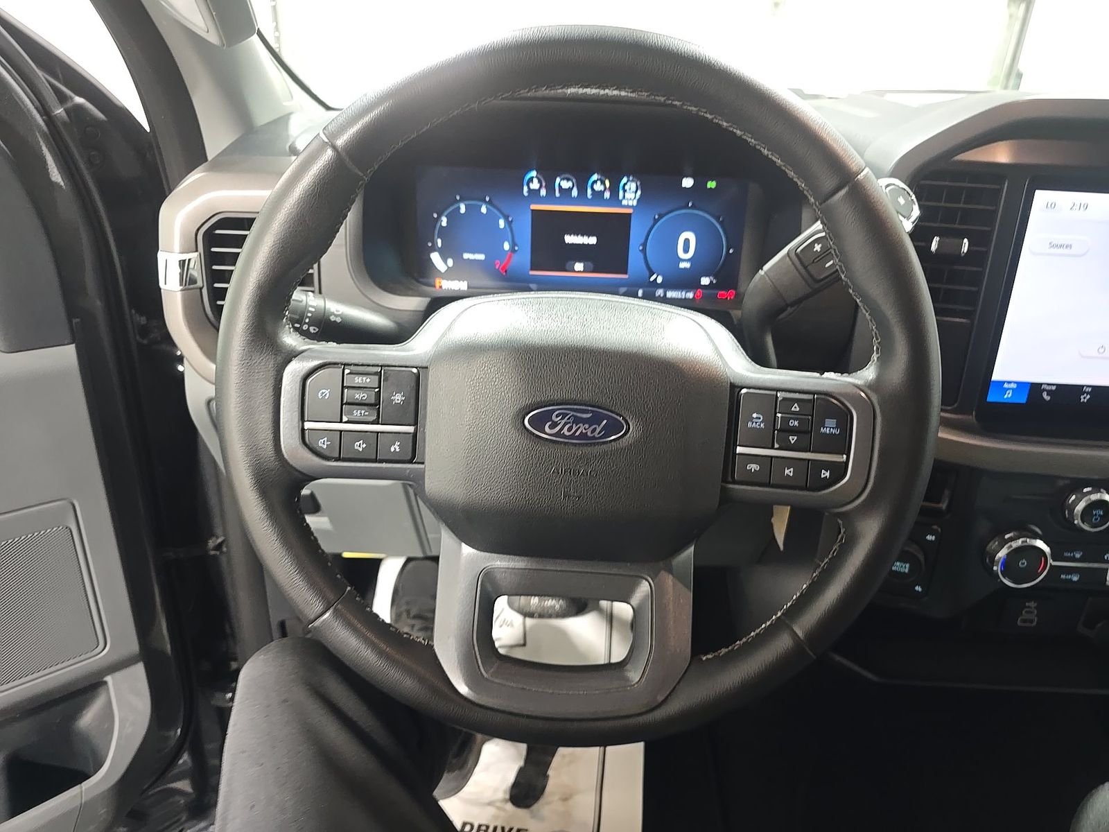 2025 Ford F-150 XLT AWD