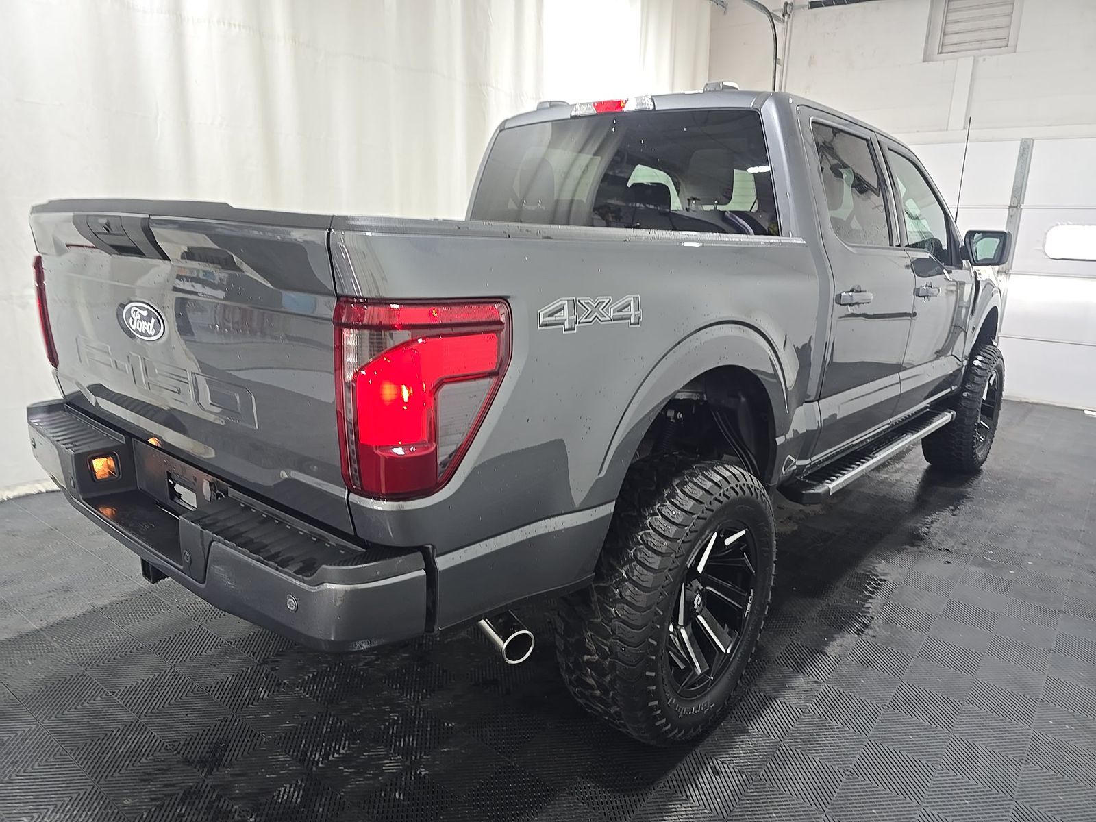 2025 Ford F-150 XLT AWD