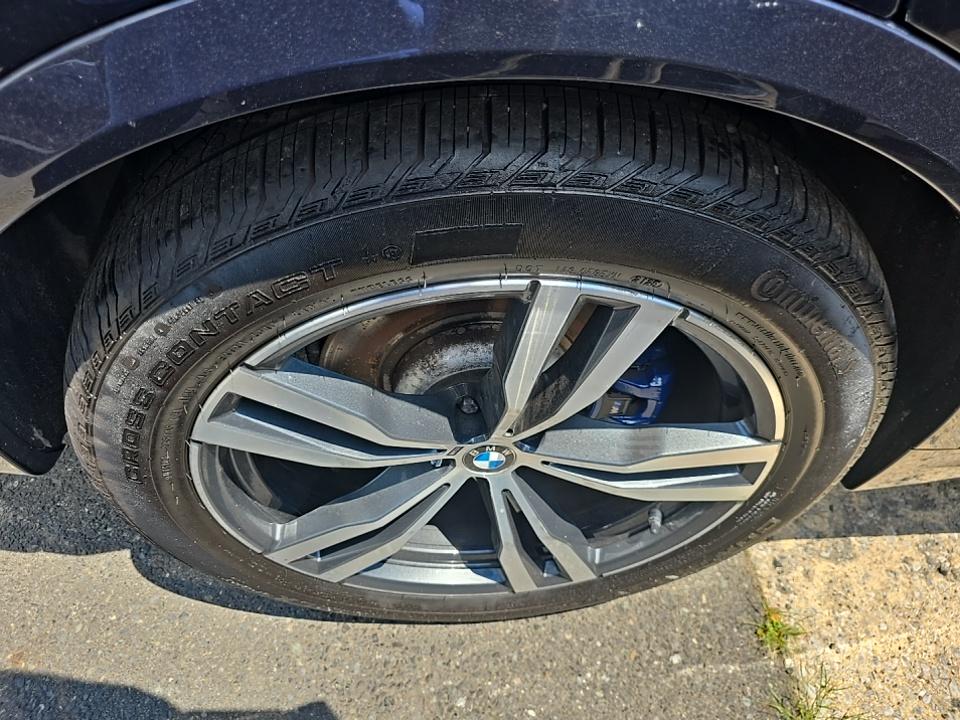 2023 BMW X7 xDrive40i AWD