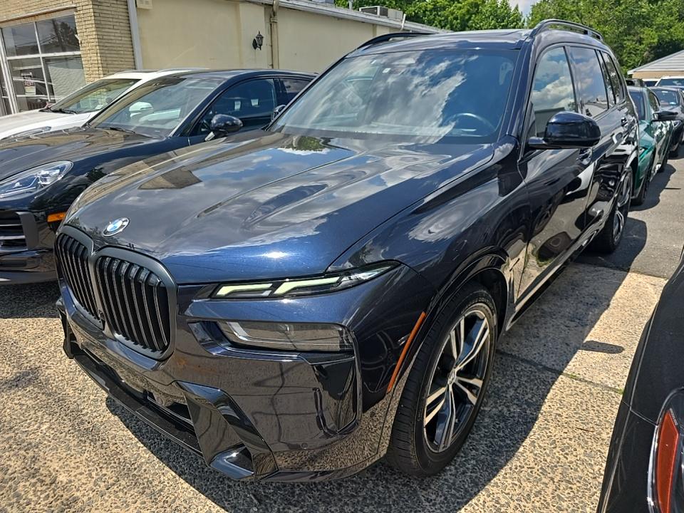 2023 BMW X7 xDrive40i AWD